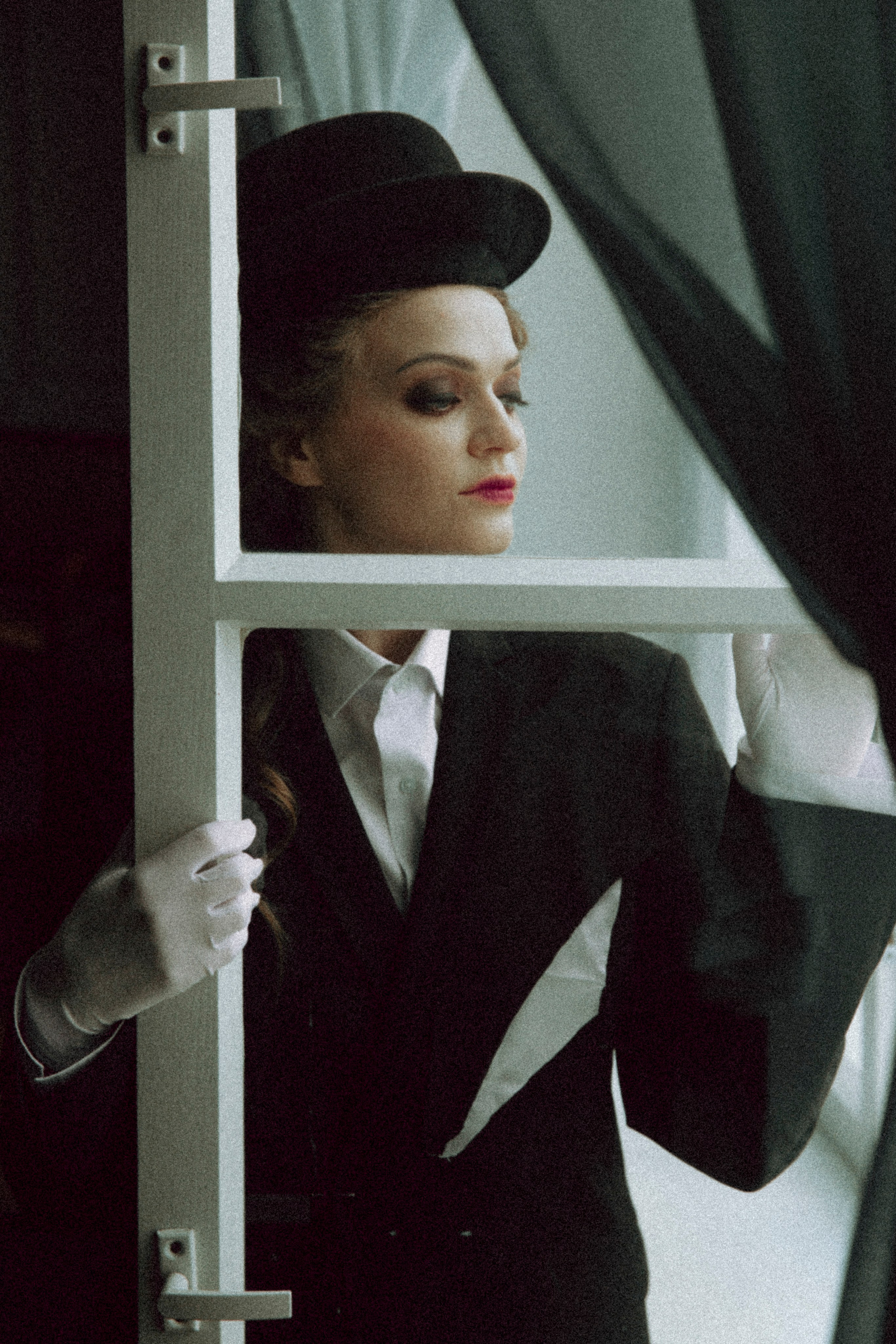 Юлианна. Вдохновляясь Деборой Турбевиль. Евгения Мусатова — женский фотограф. Работаю в республике Удмуртия. Выезжаю на съемки в другие города