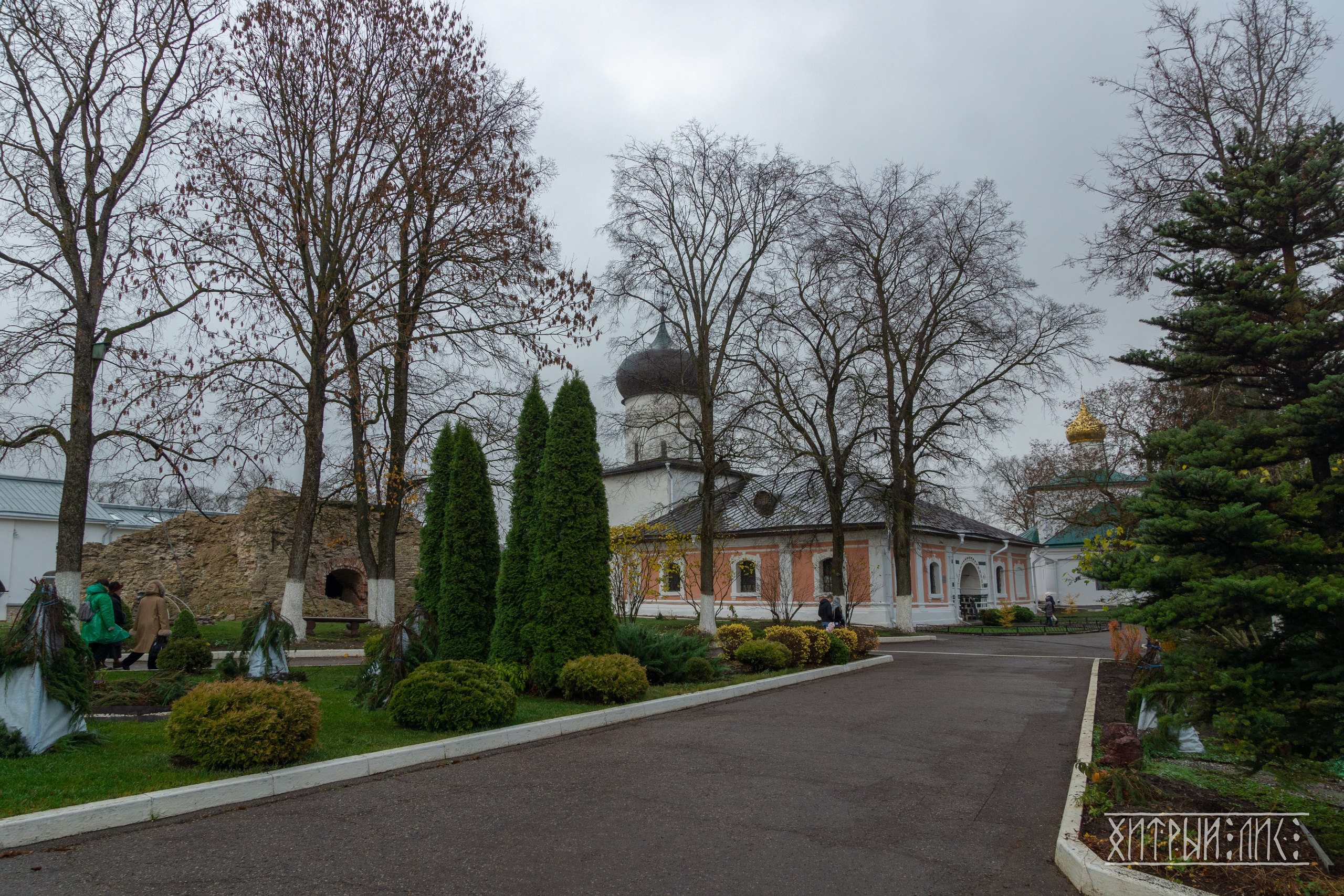 Изборск- Печоры-Псков-Новгород-Торжок. Фотограф-путешественник Самойлов Максим «Sly Fox»