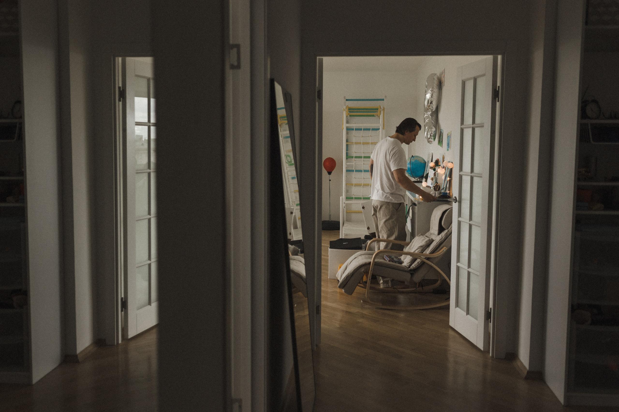 Катя, Паша, Валера и Родион ждут братика. Семейный фотограф в Москве