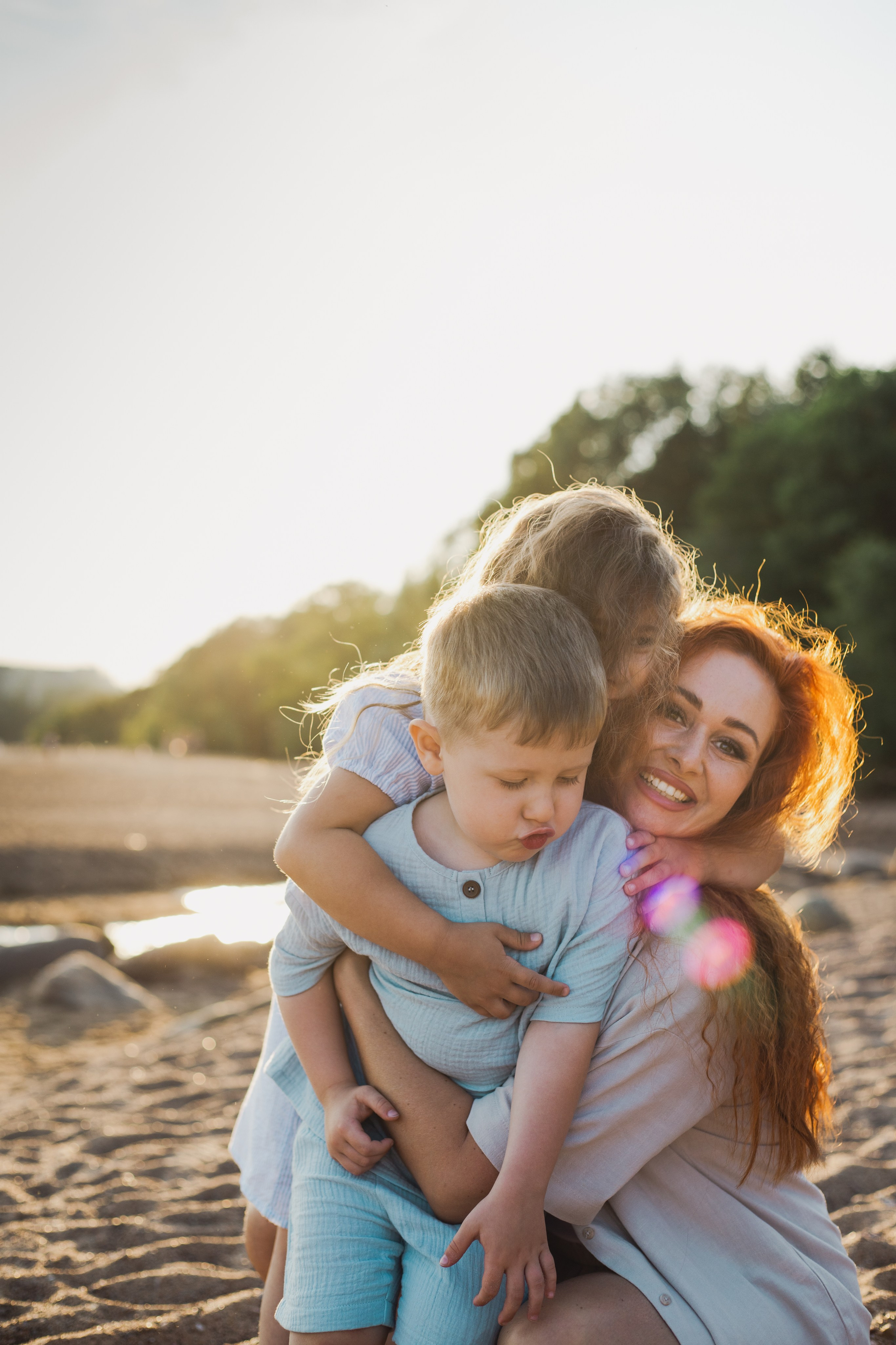Елена с семьей на заливе. Портретный Фотограф в Санкт-Петербурге Кира Орехова