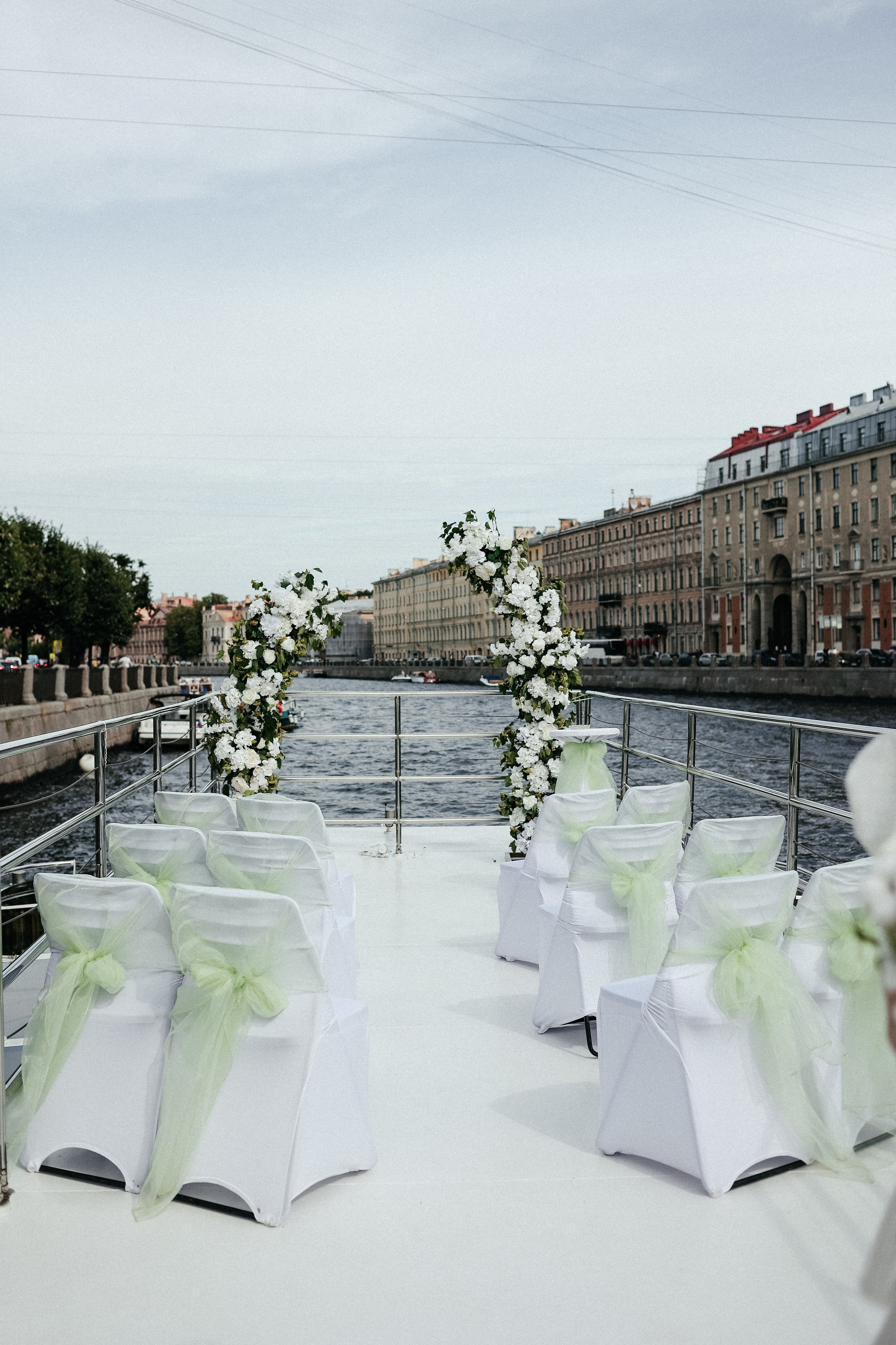 Юлия и Константин (свадьба). Главная