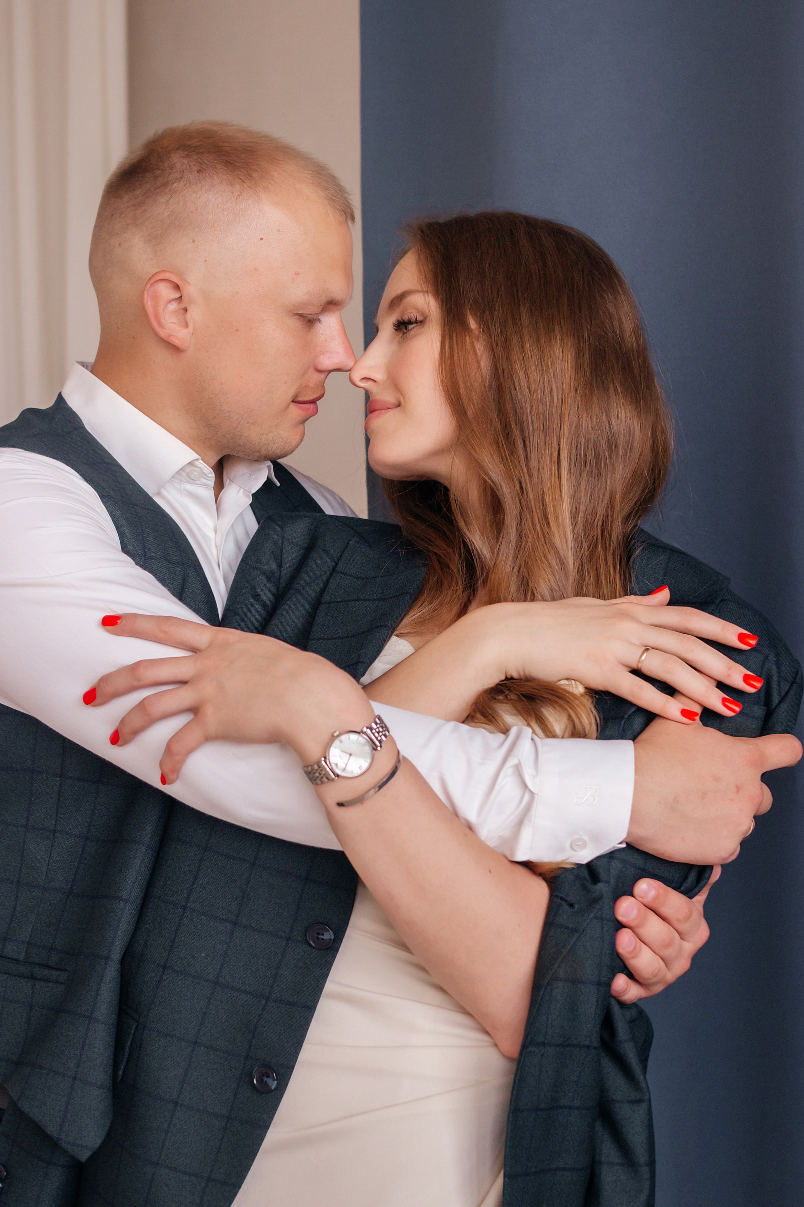 Настя и Сергей. Свадебная фотосессия в фотостудии NARTOV, зал Muza. Свадебный фотограф и фотограф Love-Store в Нижнем Новгороде Анастасия