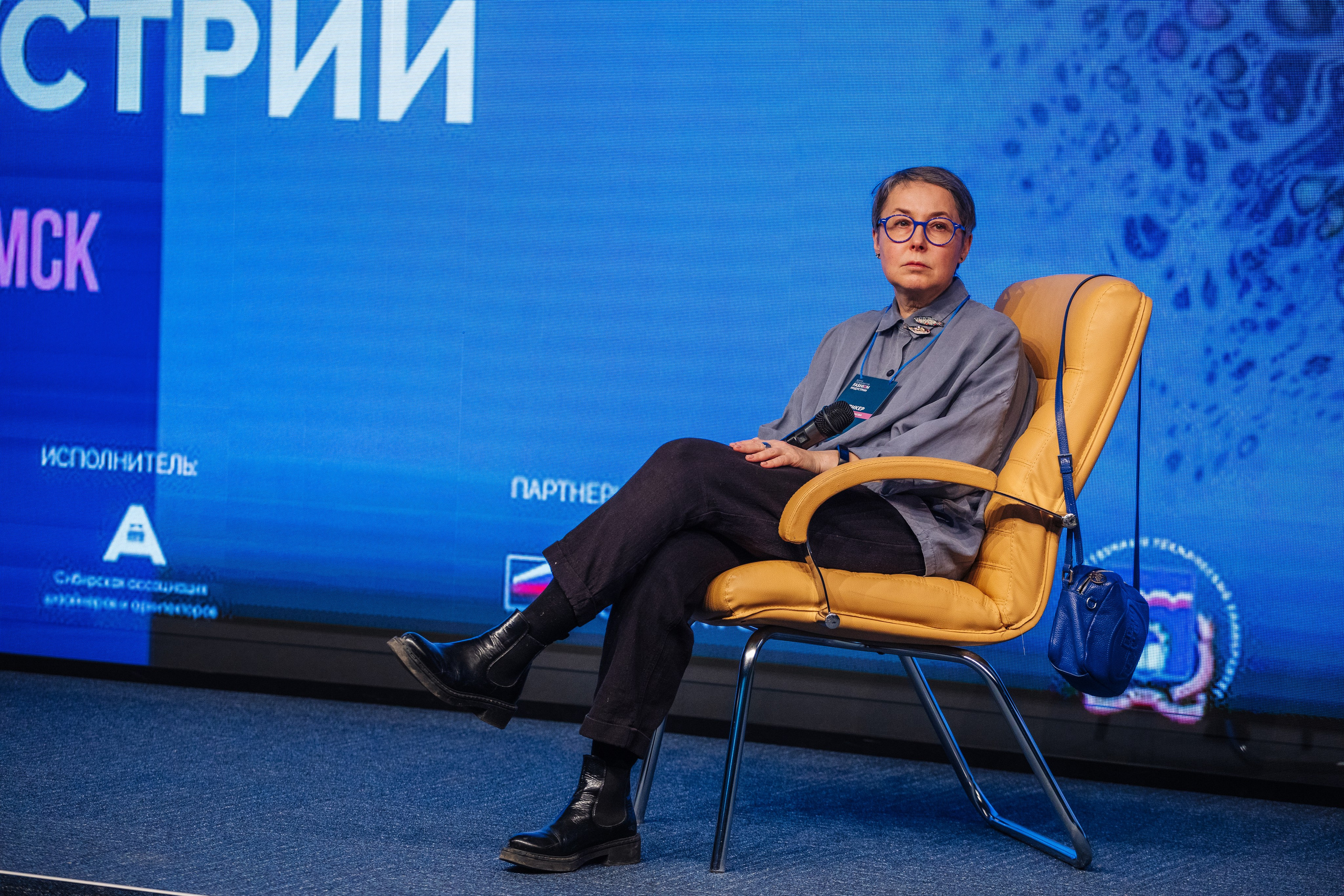 Форум специалистов FASHION индустрии. Свадебный и портретный фотограф в Омске Антон Карев