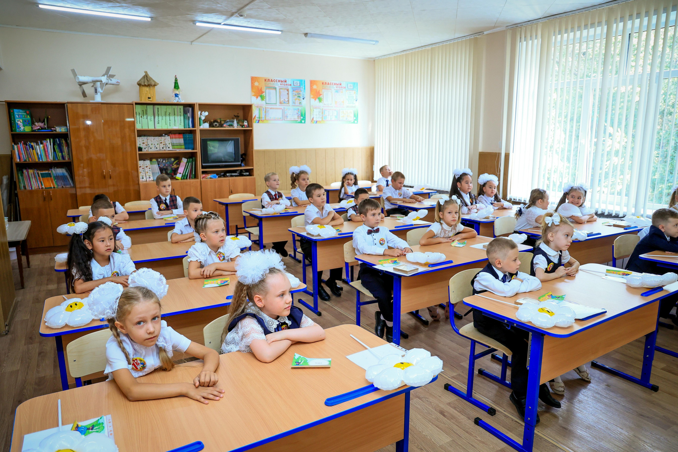 ШКОЛА 1 СЕНТЯБРЯ. Свадебный фотограф — видеограф в г. Астрахань Екатерина Юмашева