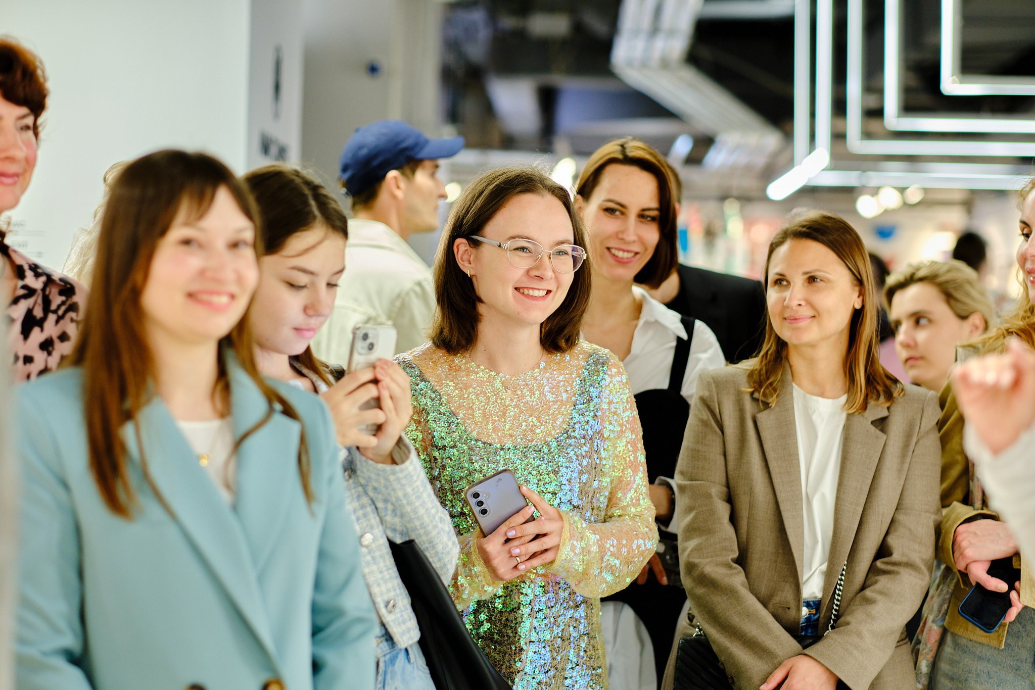 Law and Love x Postrigay Gallery. Портретный и репортажный фотограф в Москве Острикова Анастасия