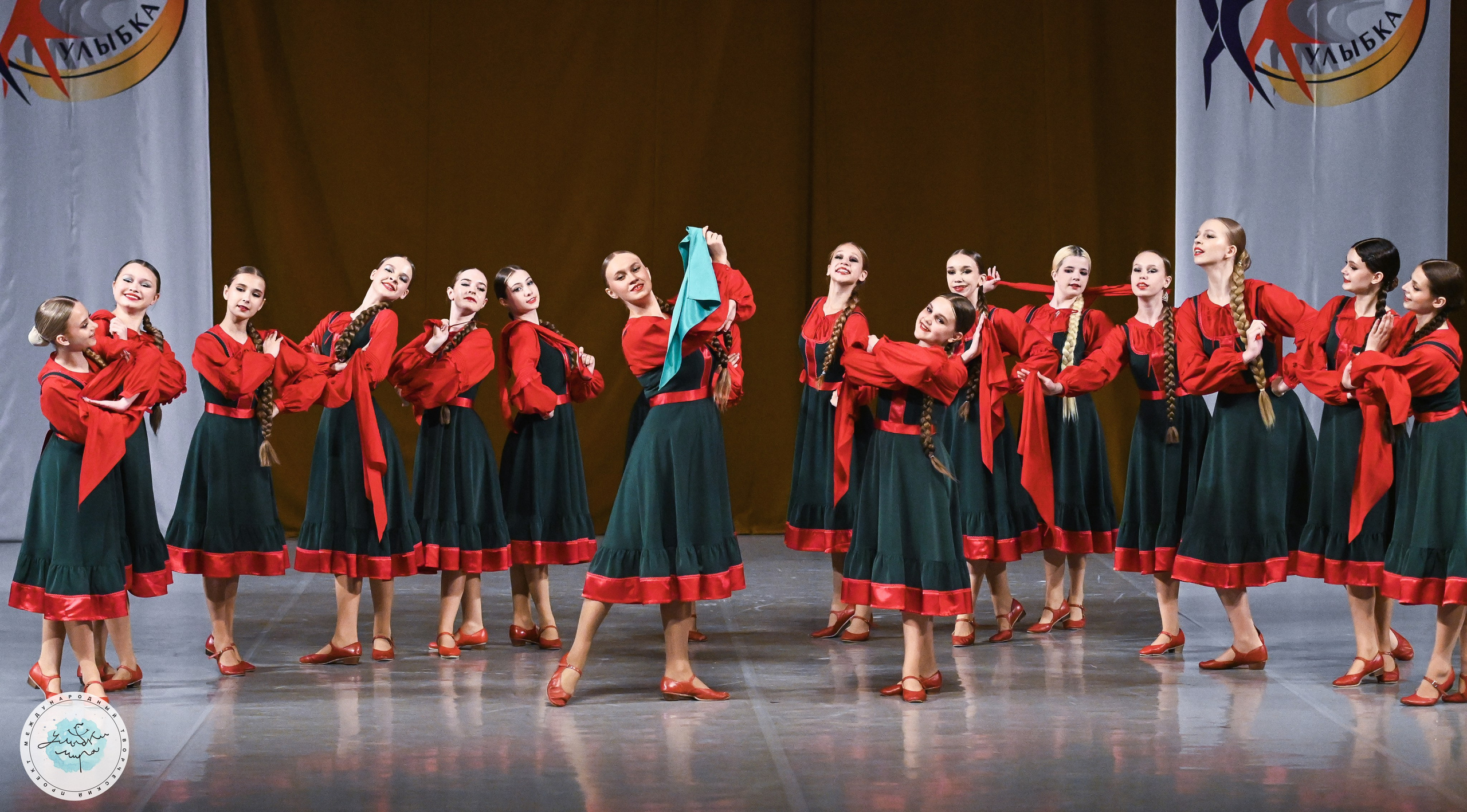 08.07.2025 «Улыбки Мира» Финал Международного творческого проекта г. Санкт-Петербург. Медиастудия Фото Концепт