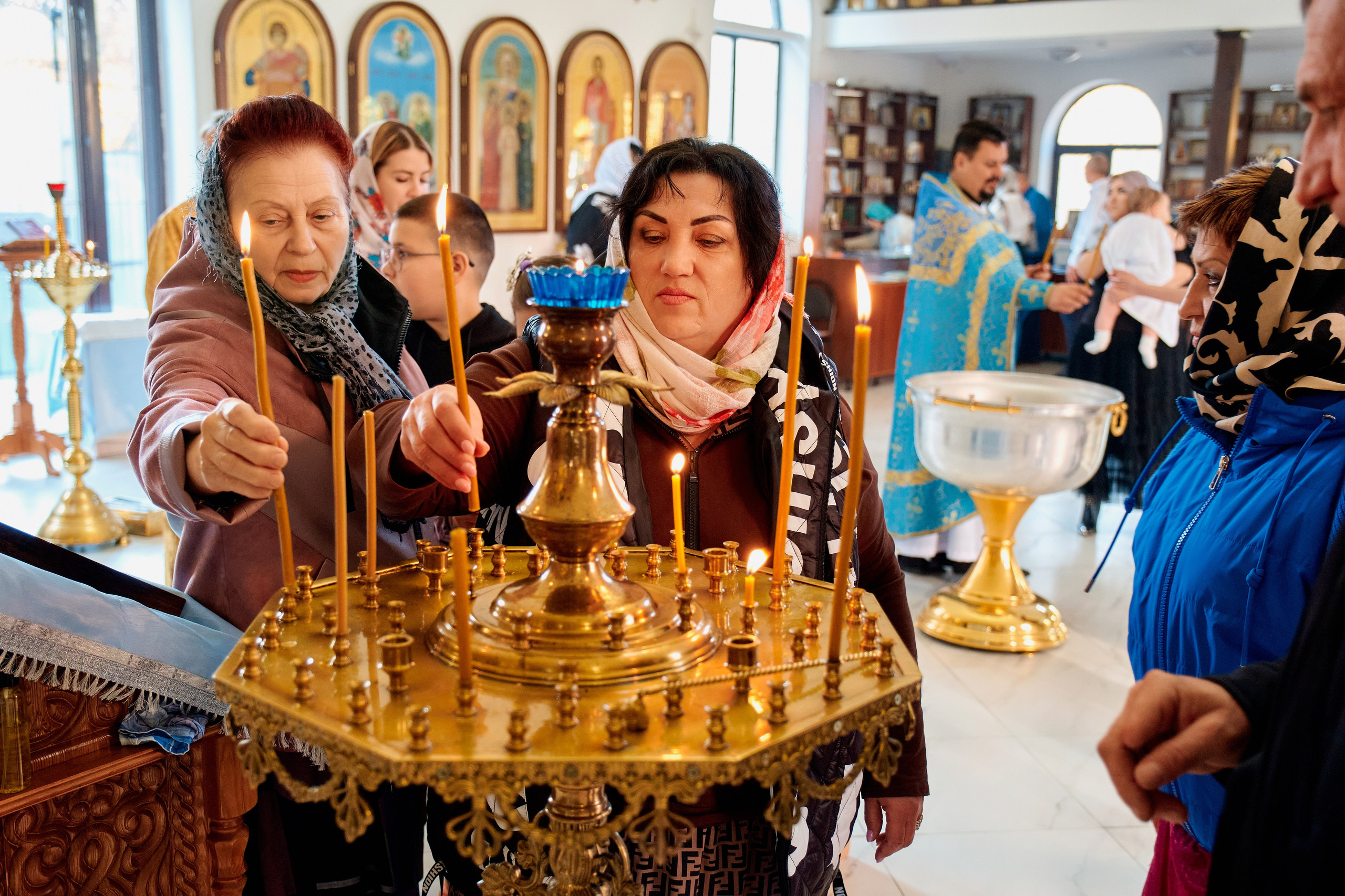 Крестины. Храм св. Серафима Саровского. Фотограф Таганрог Анна Трайжон