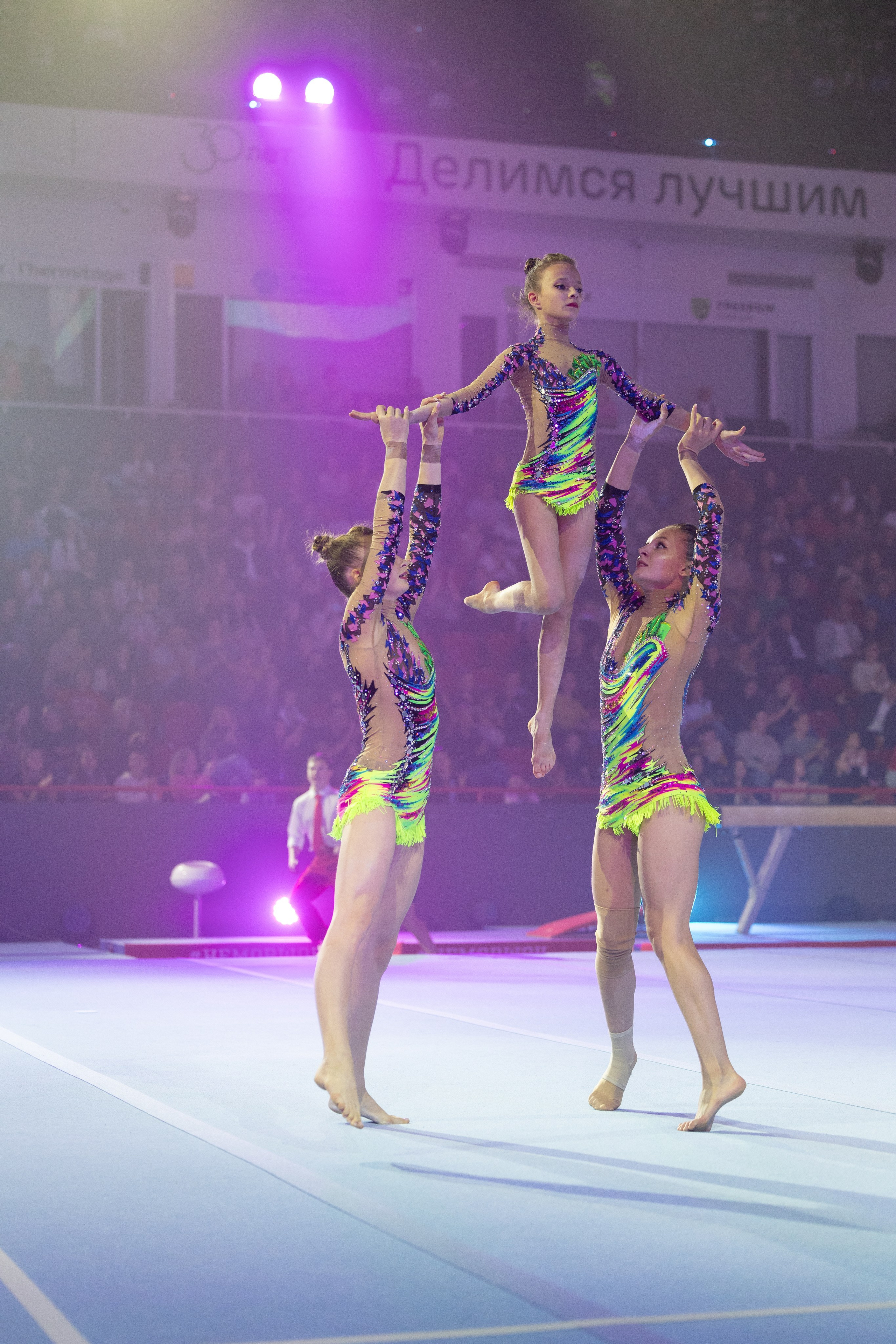 Шоу Алексея Немова «Легенды спорта». Спортивный репортажный фотограф Казань Нафис Сиразетдинов