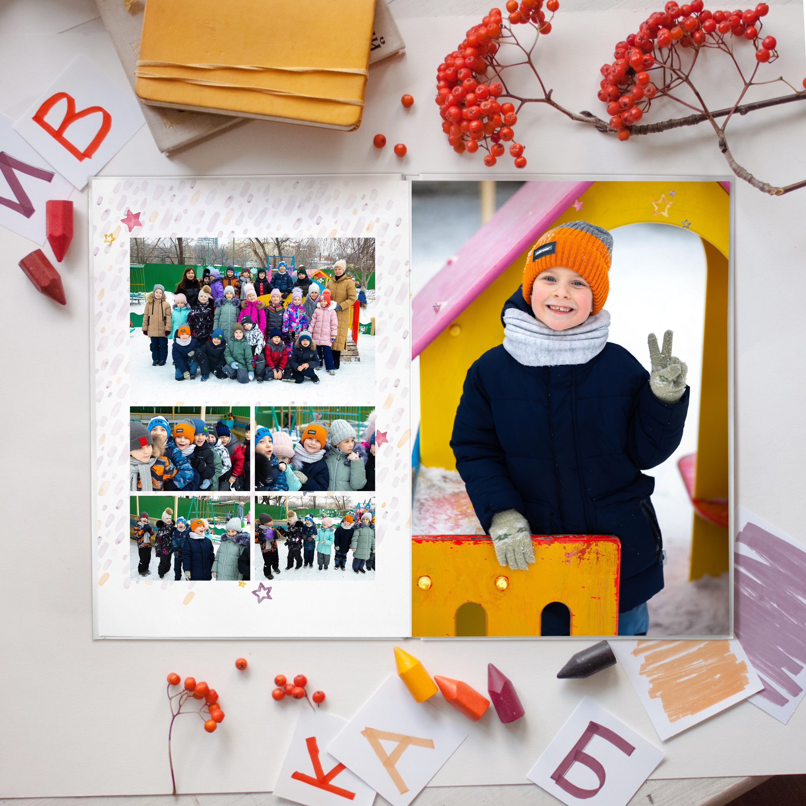 5 разворотов. Выпускные альбомы Саратов Энгельс фотограф Титова Ирина