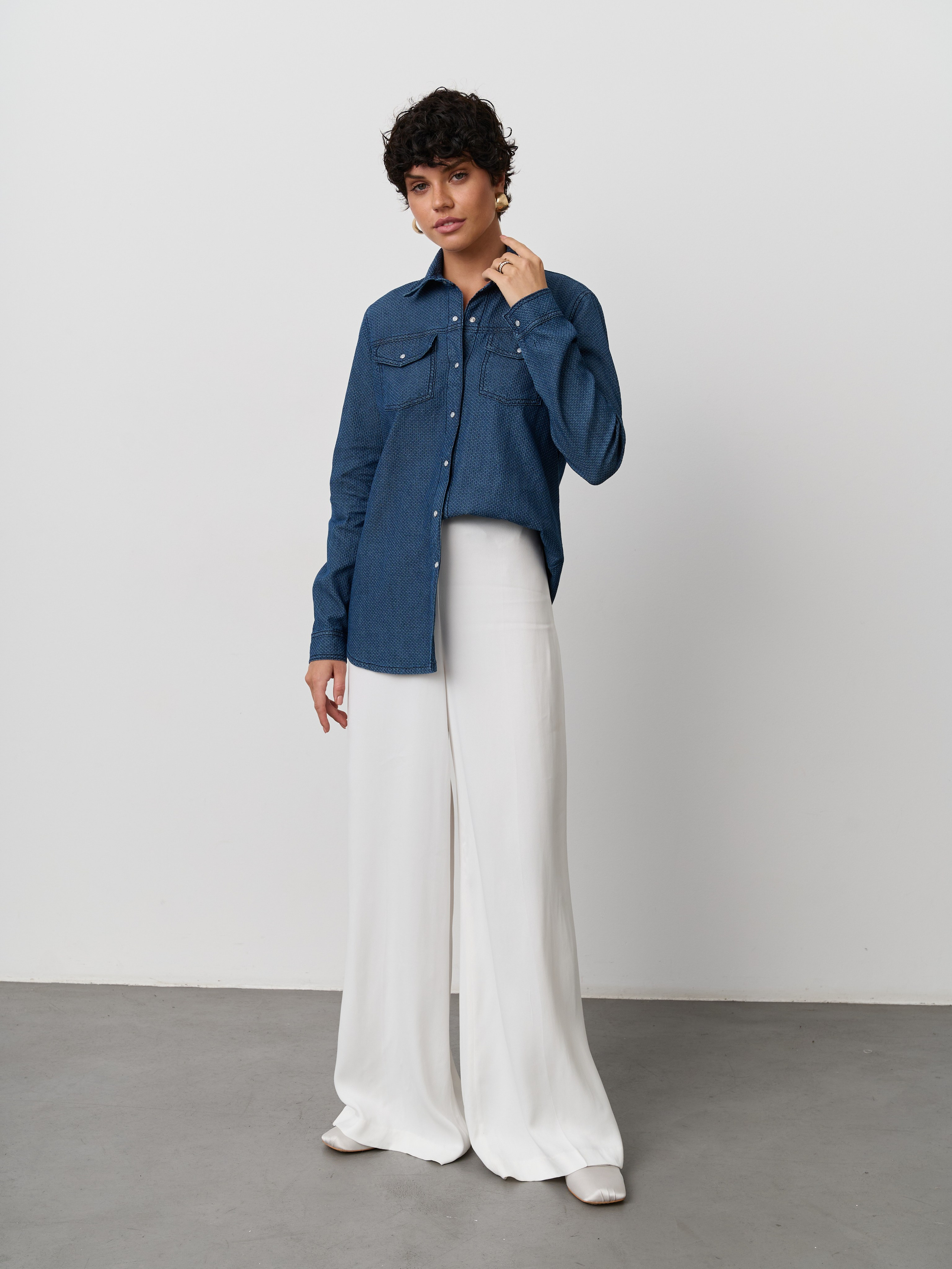 Съёмка для продакшна Buro. Fashion фотограф в Москве Ксения Чупрунова