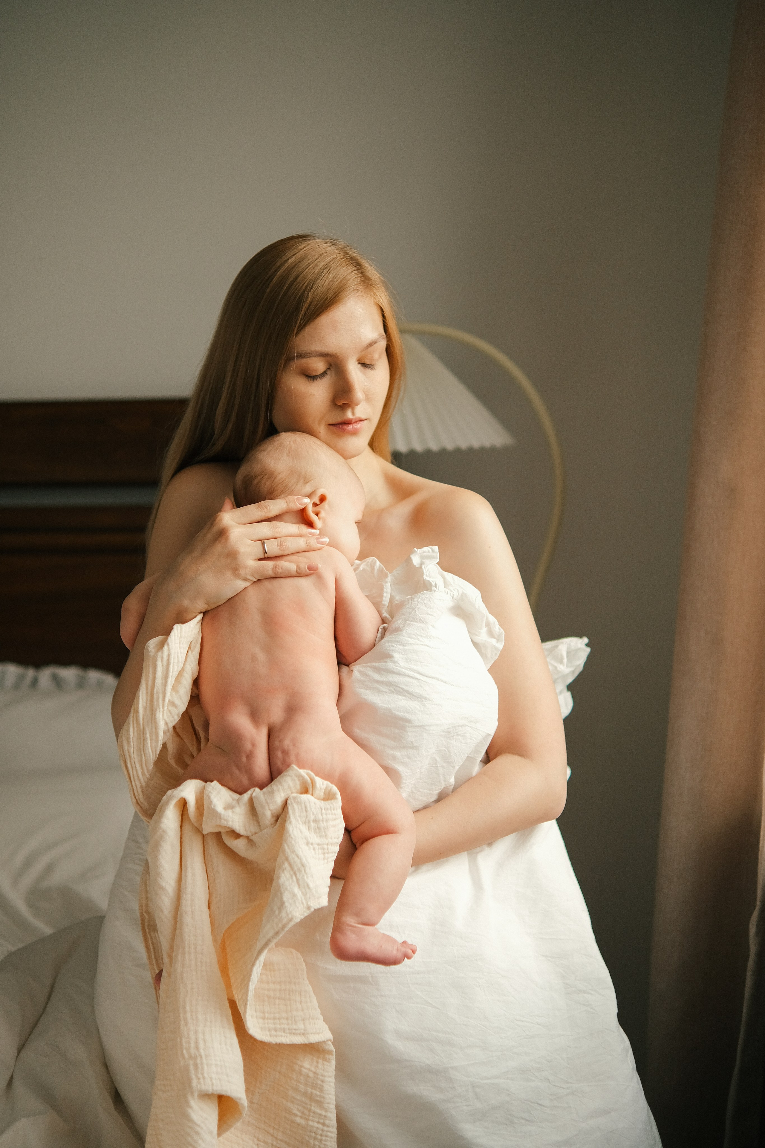 Юля и Ева. Фотограф беременности и Newborn в Екатеринбурге Марина Добровольская