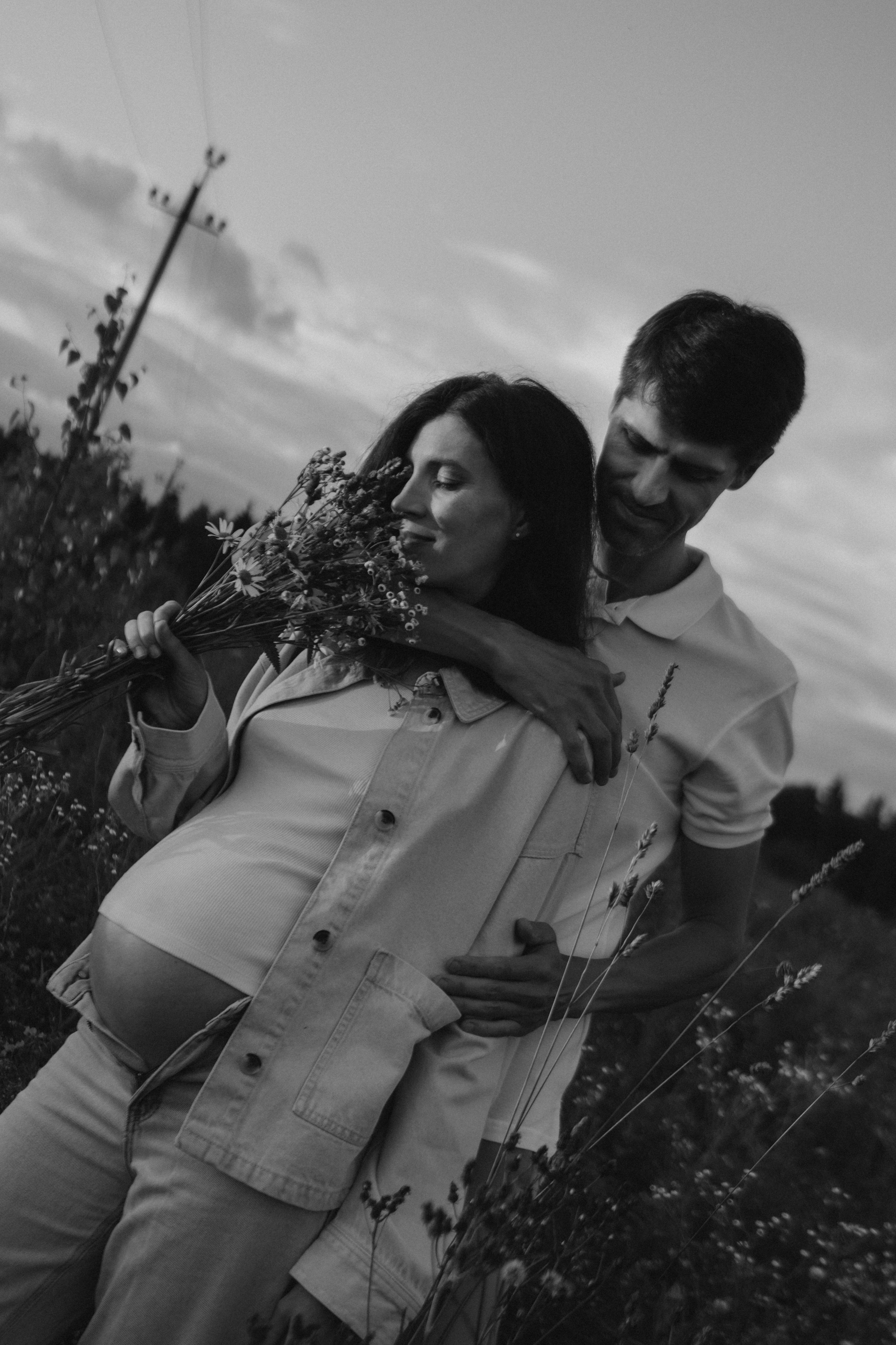 В поле. Гаврилова Настя семейный фотограф lifestyle в Москве