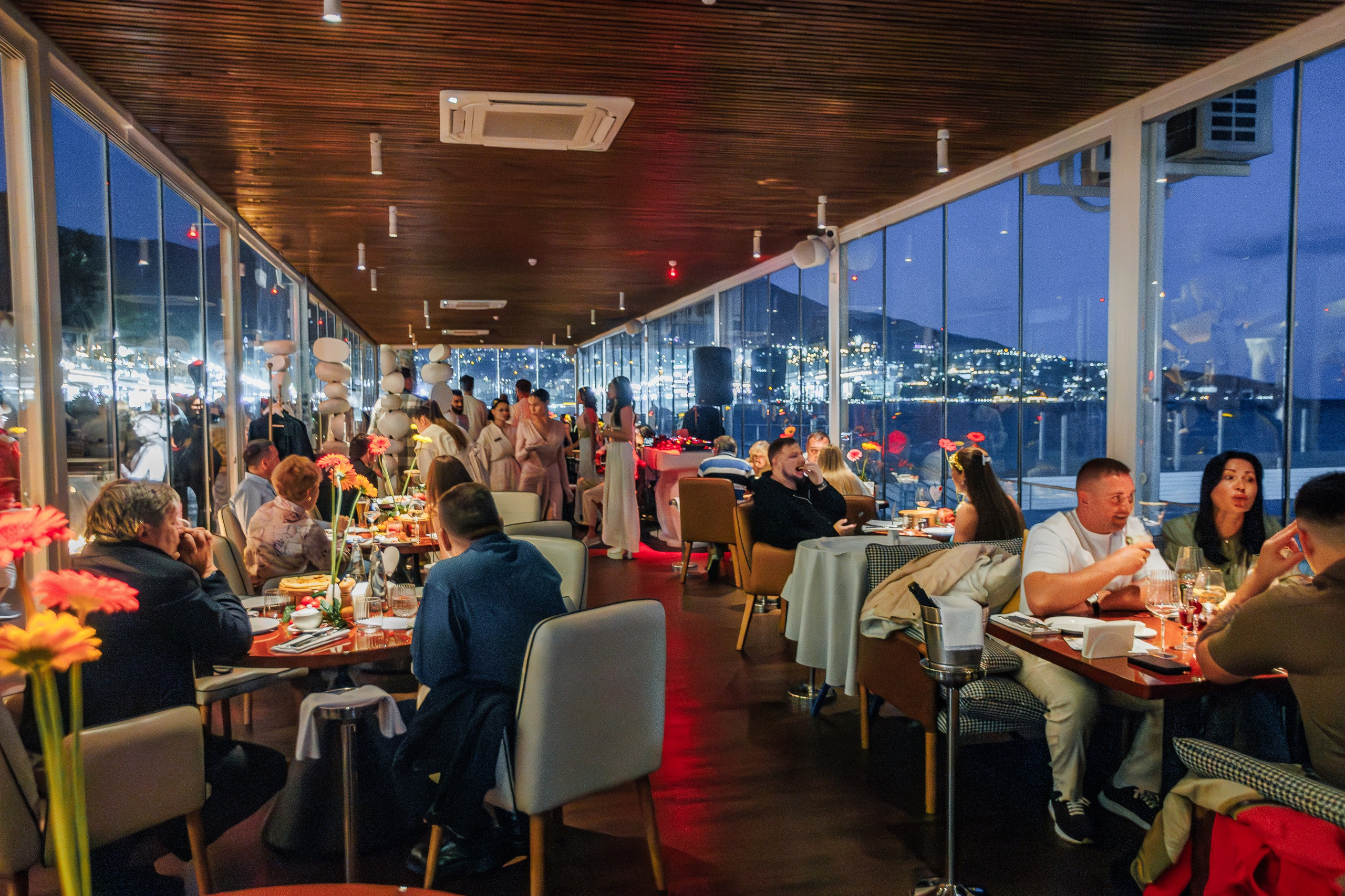 Гастроужин в греческом ресторане ЛИВАДИЯ_Ялта_27.09.2025. Аминов Руслан | Фотограф