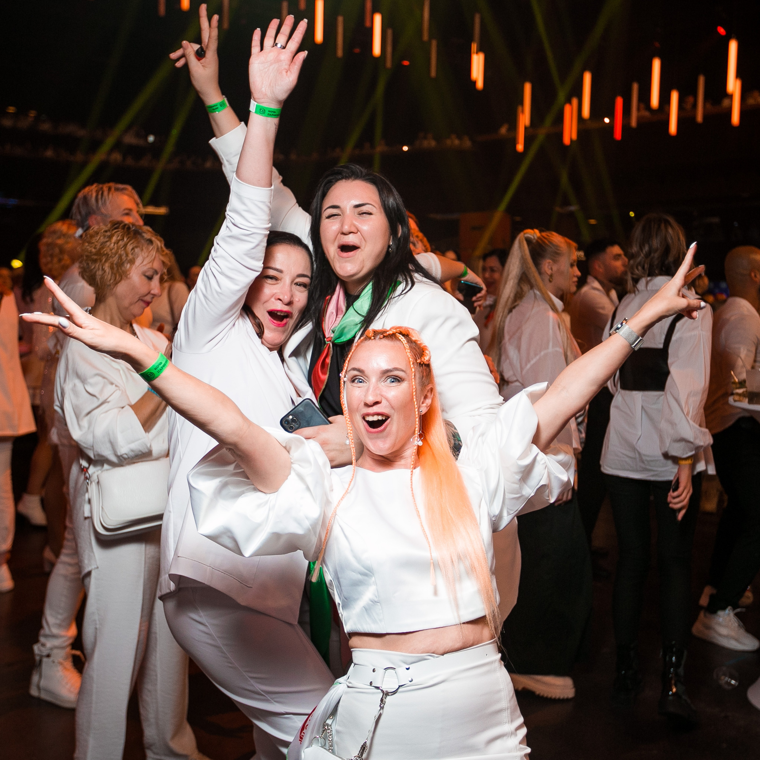 Фотосъемка корпоратива «Ночь парикмахера 2022» для компании CD. Репортажный фотограф Борис Геер