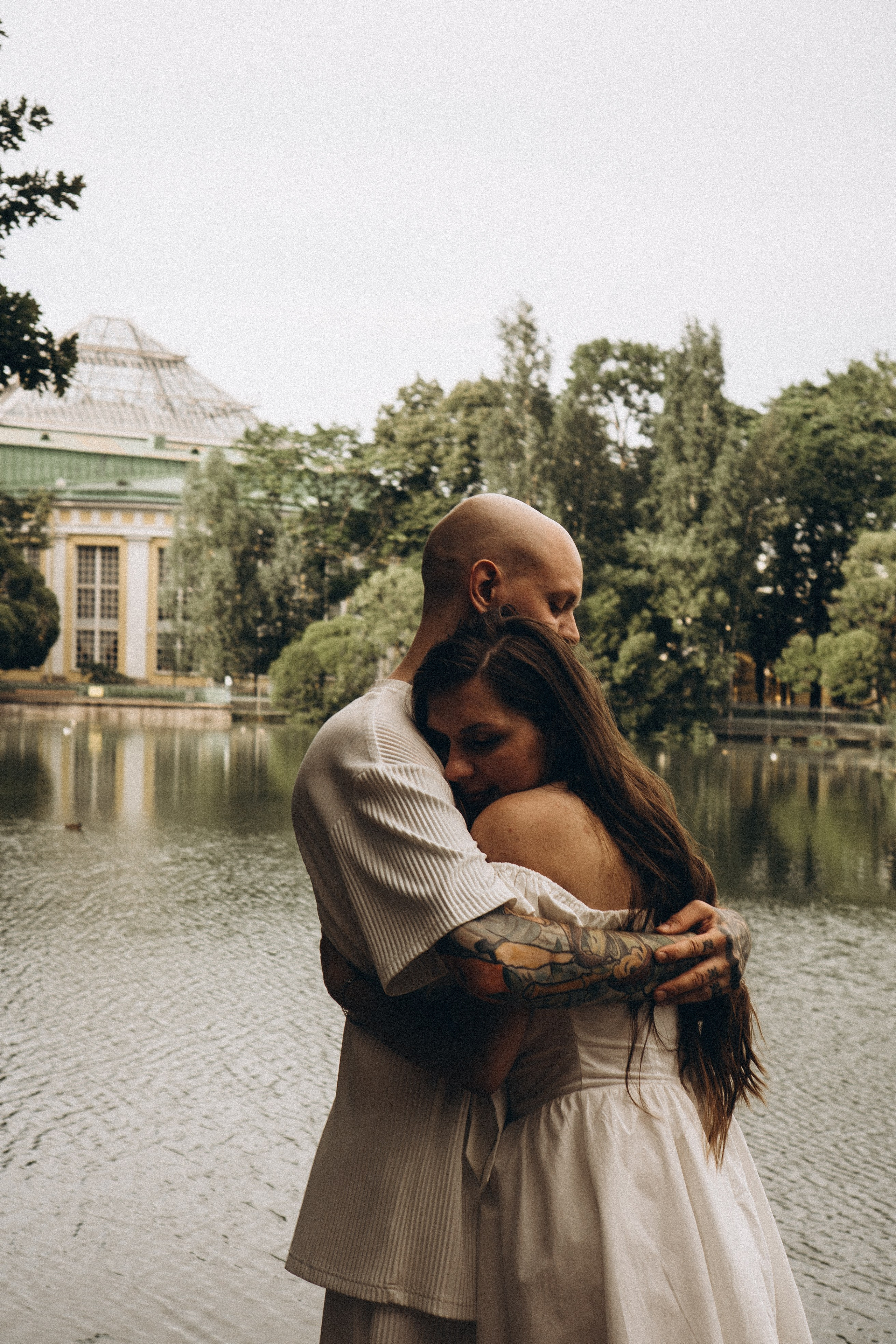 СВАДЕБНАЯ ПРОГУЛКА ПО ТАВРИЧЕСКОМУ САДУ И НЕВСКОЙ РАТУШЕ. Профессиональный фотограф, Санкт-Петербург — Виктория Богомолова