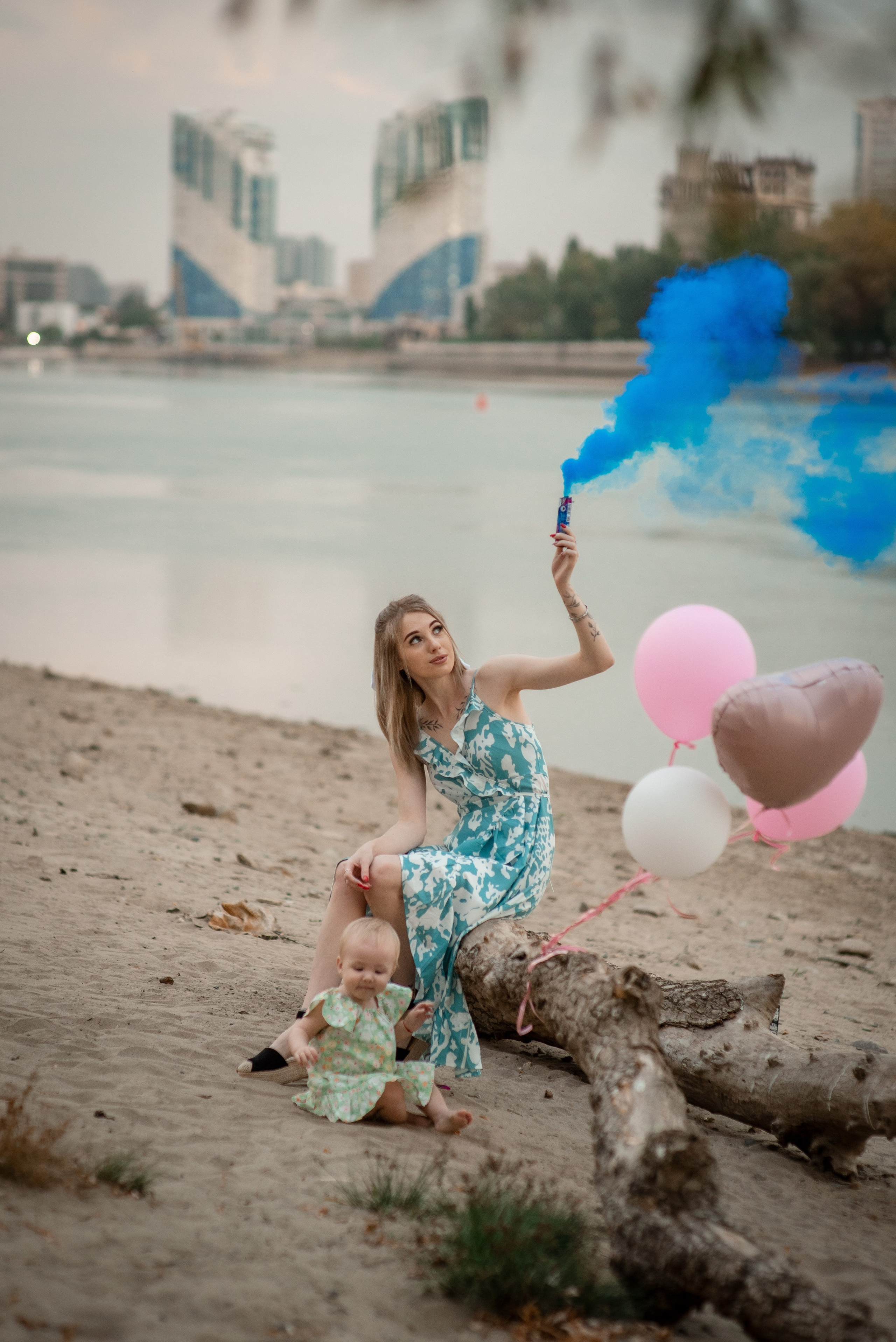 Фотосессия мама с дочкой_река Кубань (цветокор). Детский и семейный фотограф Краснодар / Сочи Сергеева Олеся