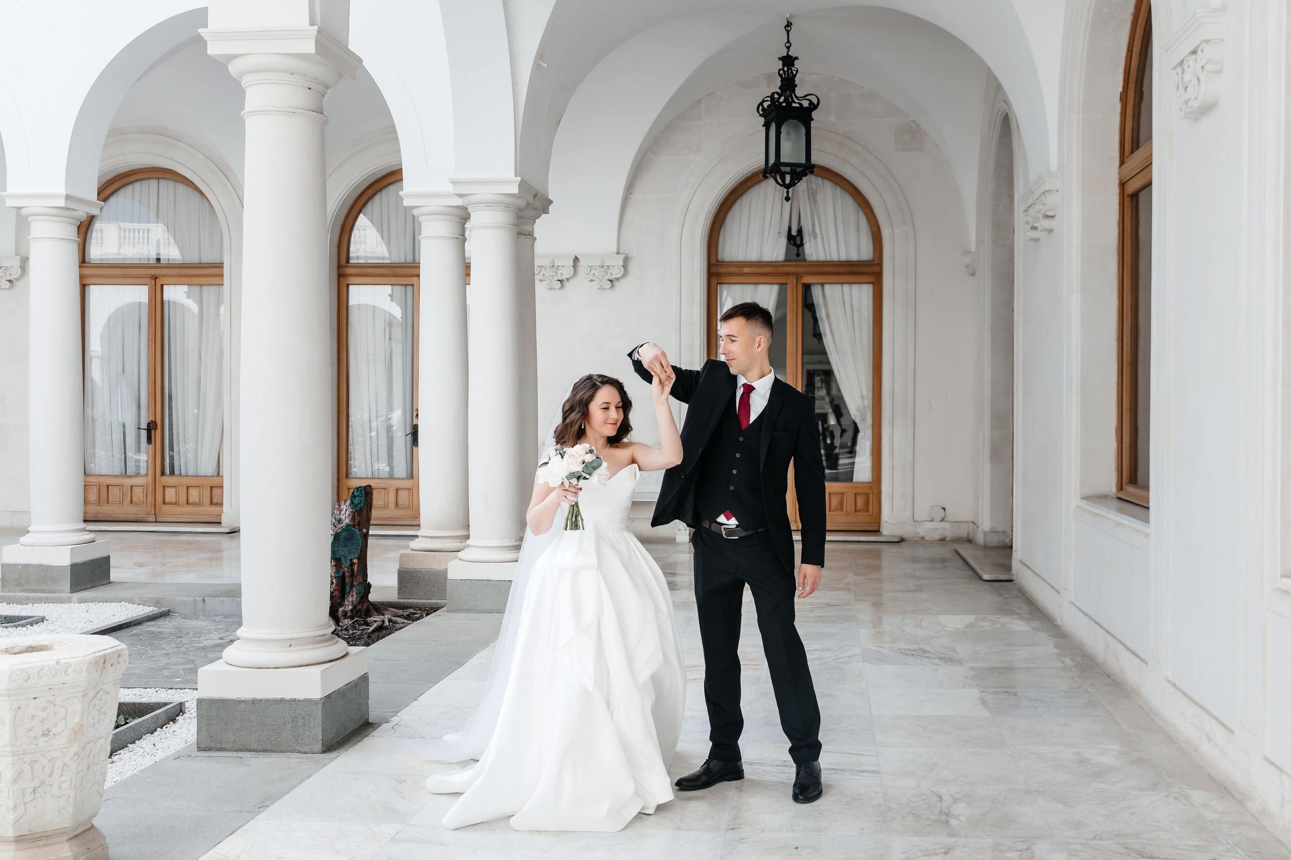 Парк Харакс, май в Крыму. Анонс свадьбы Ильи и Ксении. Свадебный фотограф в Крыму и Севастополе Ольга Баскакова