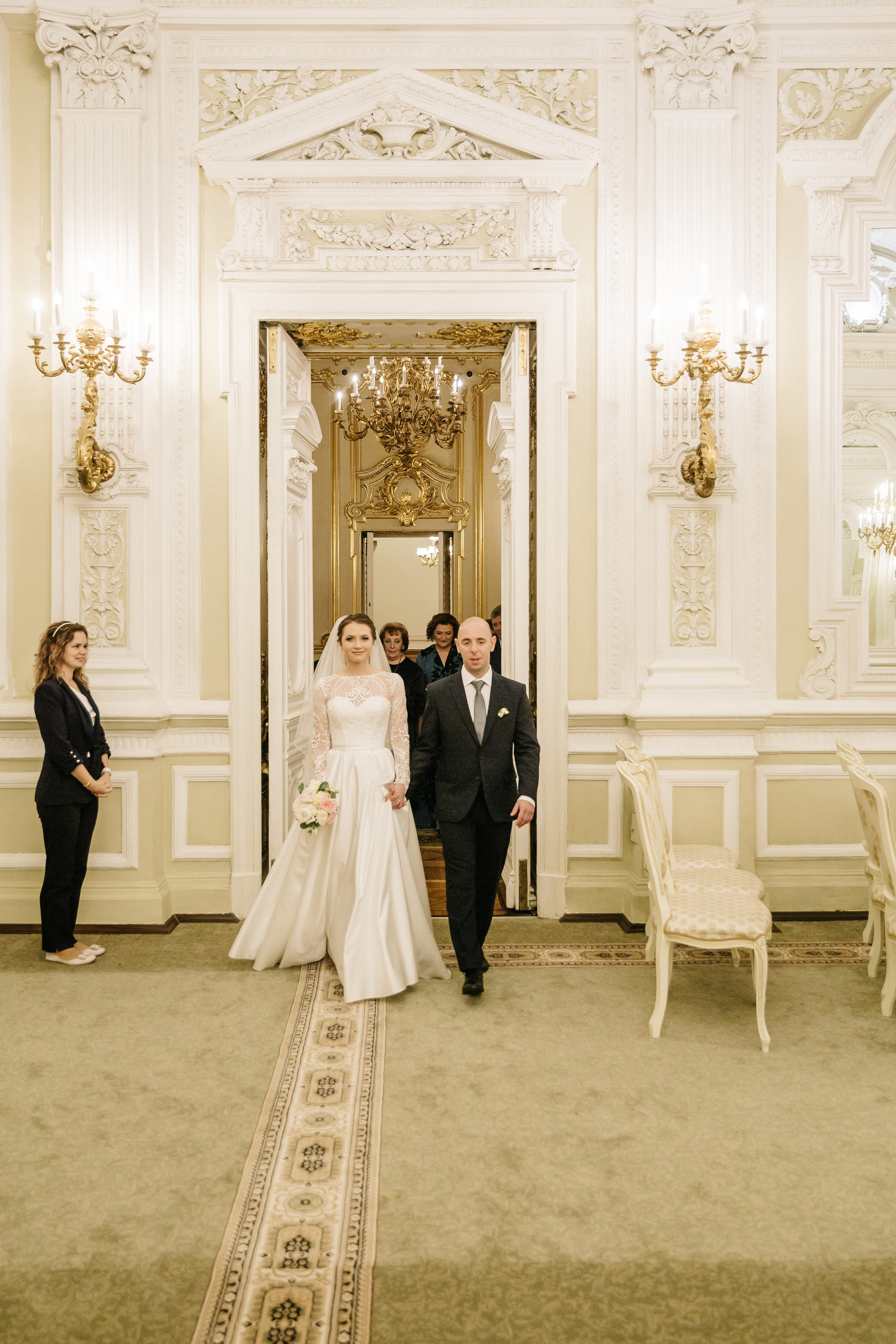 ОКТЯБРЬ | Дворец № 1 Талион, Особняк военного министра. Свадебный фотограф в Санкт-Петербурге Полина Корзухина