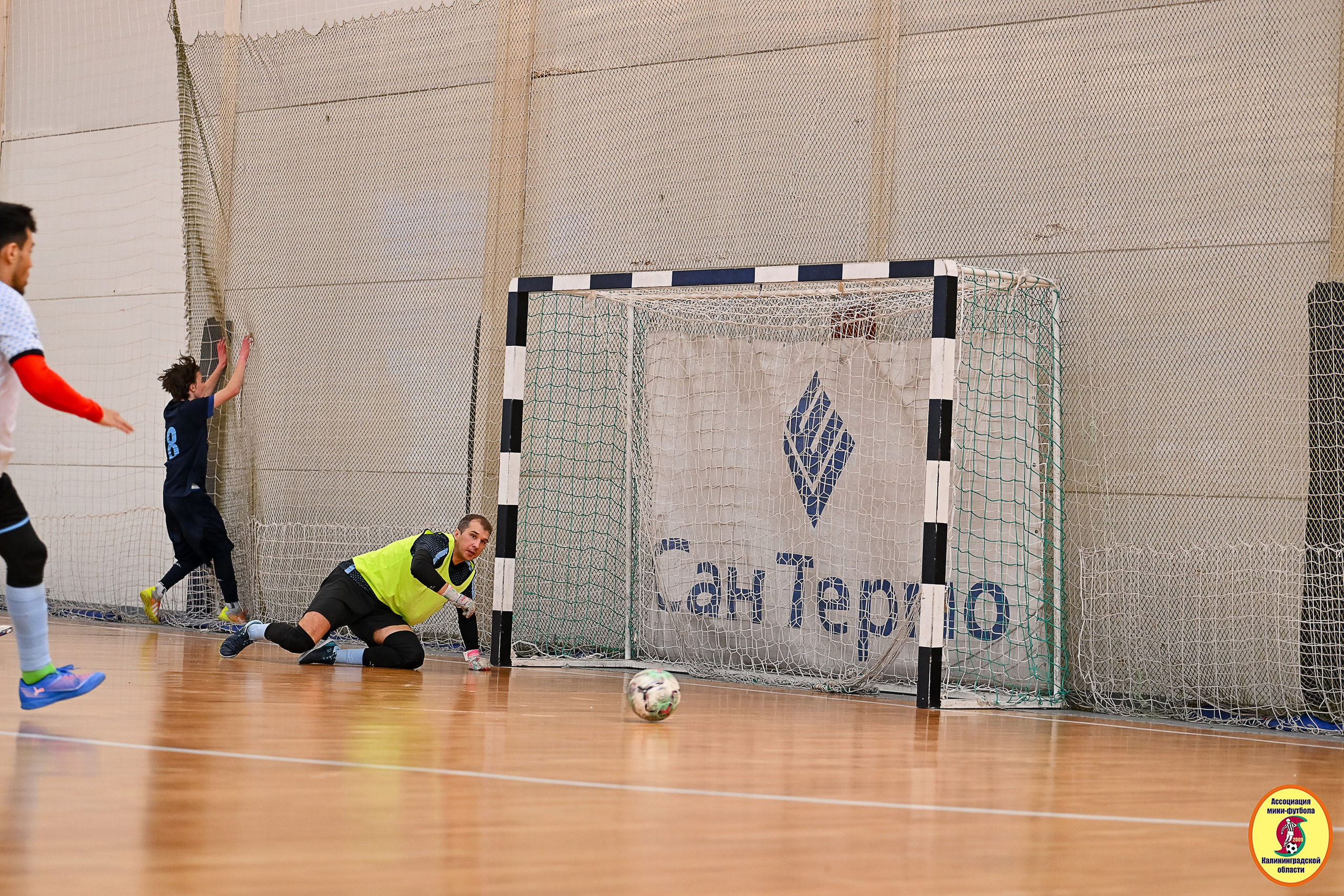Корпоративная Бизнес Лига по футзалу — Весна 2026. VIBECITY.RU Вайб Сити Ру Фоторепортажи Фотоотчеты Калининград