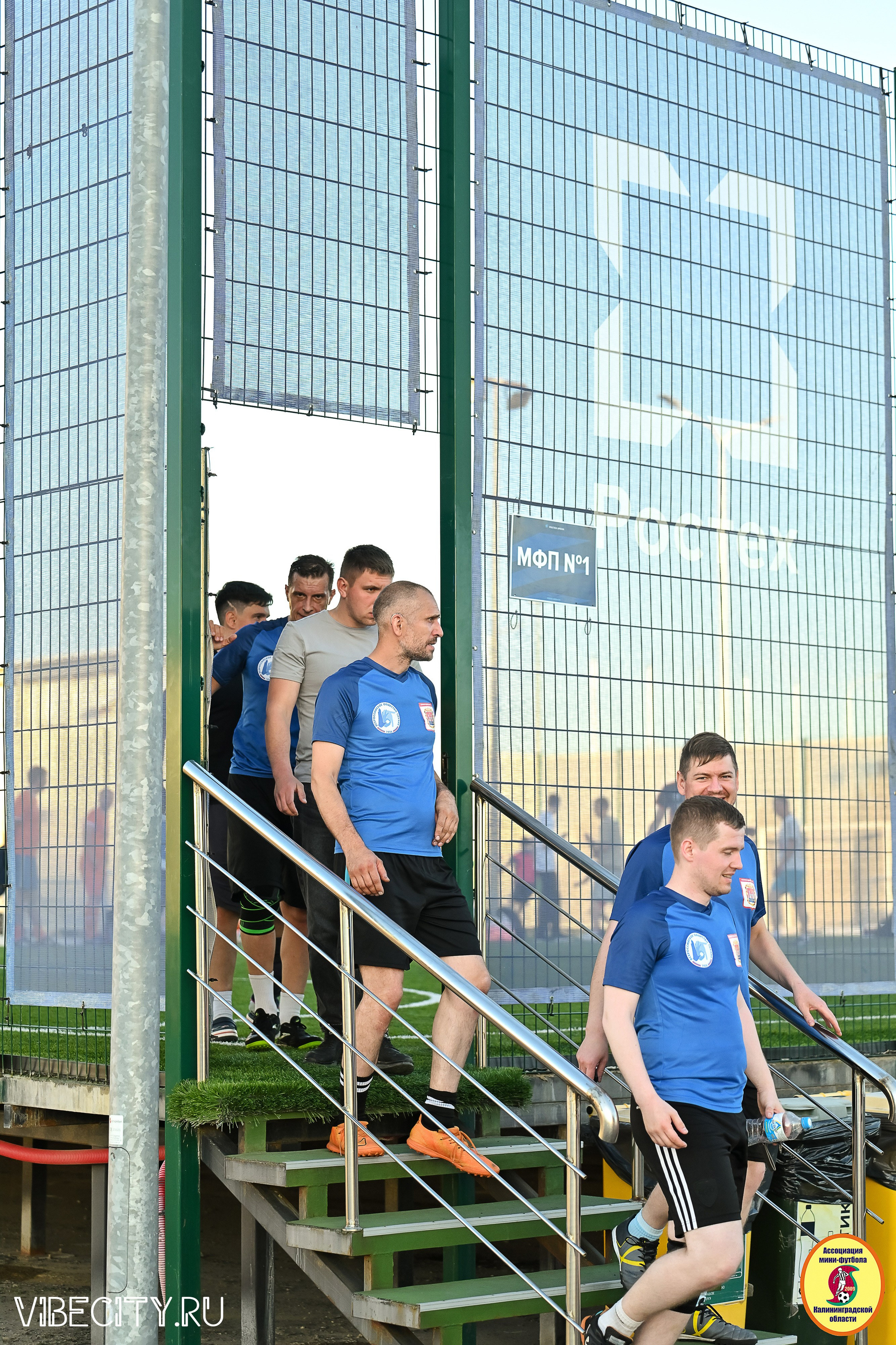 ИГРЫ МИНИ-ФУТБОЛЬНОЙ И КОРПОРАТИВНОЙ ЛИГИ. VIBECITY.RU Вайб Сити Ру Фоторепортажи Фотоотчеты Калининград