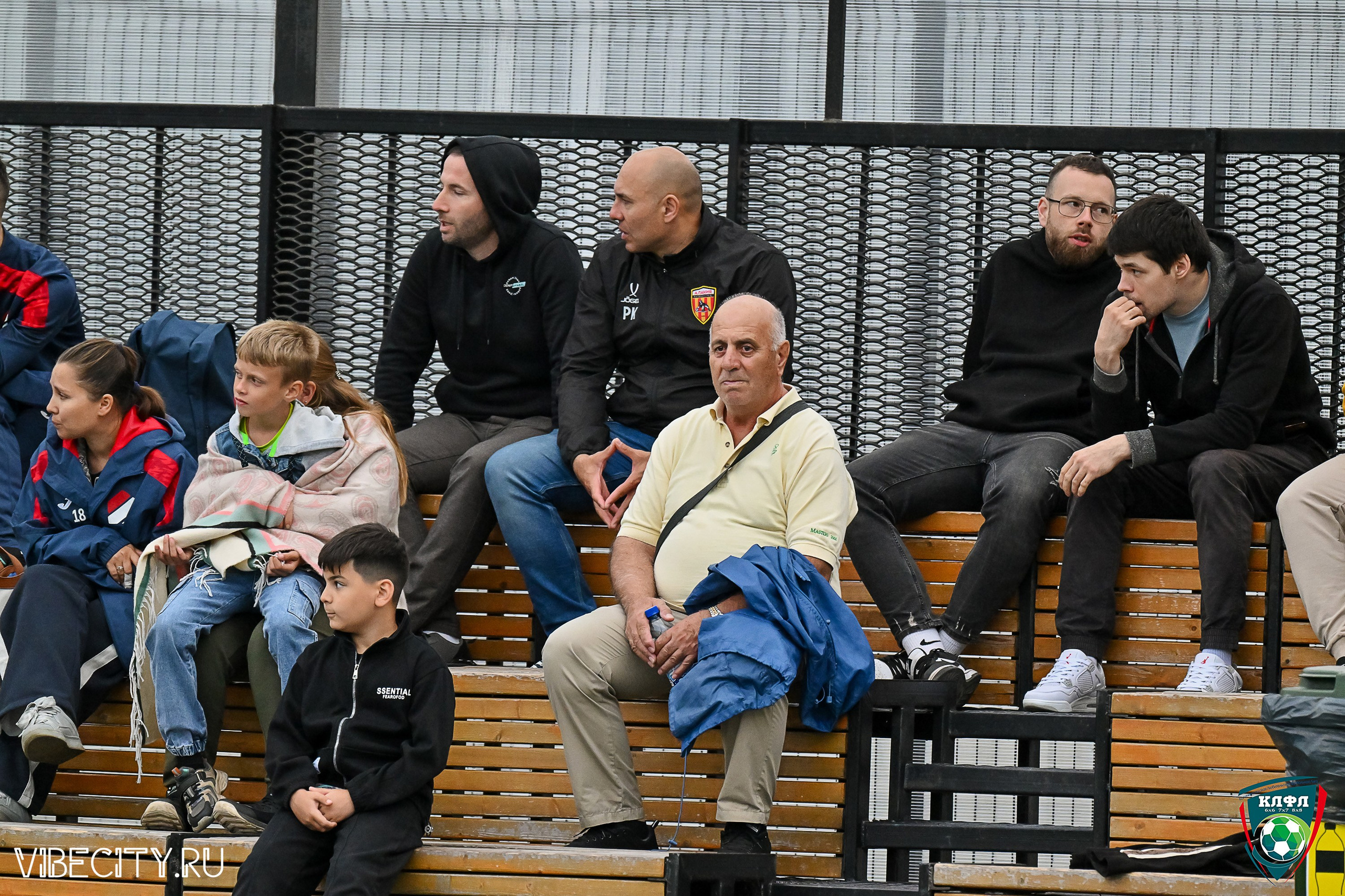 ФИНАЛЬНЫЕ МАТЧИ ПЛЕЙ-ОФФ XXl ЛЕТНЕГО КУБКА КАЛИНИНГРАДСКОЙ ЛФЛ. VIBECITY.RU Вайб Сити Ру Фоторепортажи Фотоотчеты Калининград