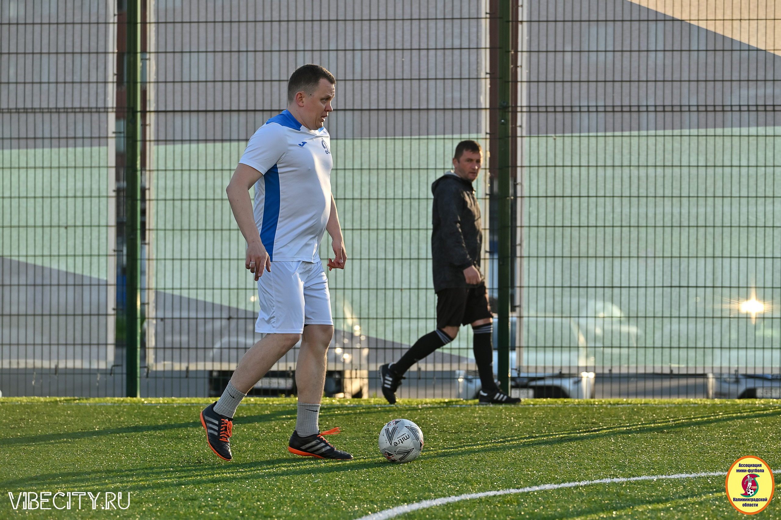 ИГРЫ МИНИ-ФУТБОЛЬНОЙ И КОРПОРАТИВНОЙ ЛИГИ. VIBECITY.RU Вайб Сити Ру Фоторепортажи Фотоотчеты Калининград