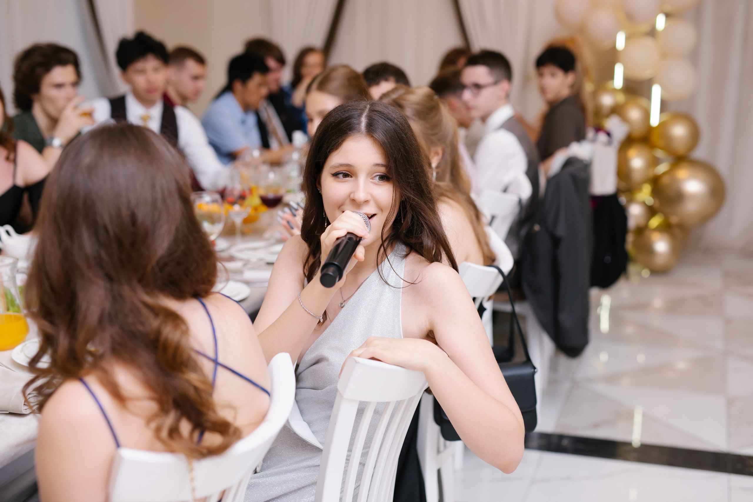 11 класс, ресторан «Тет-а-тет»