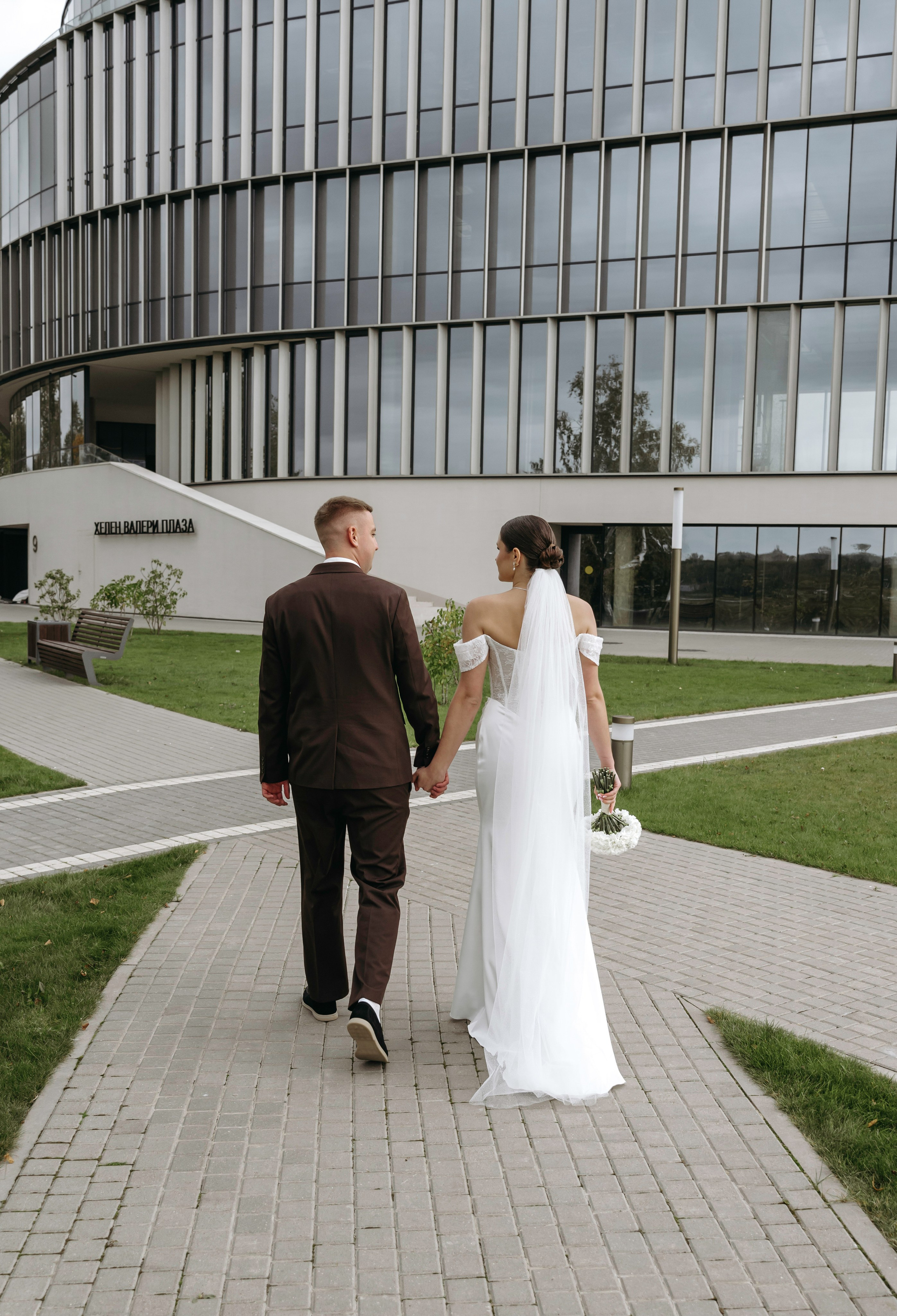Живи, пока живется, пока бушует кровь. Свадебный фотограф в Минске Вадим Бурчик