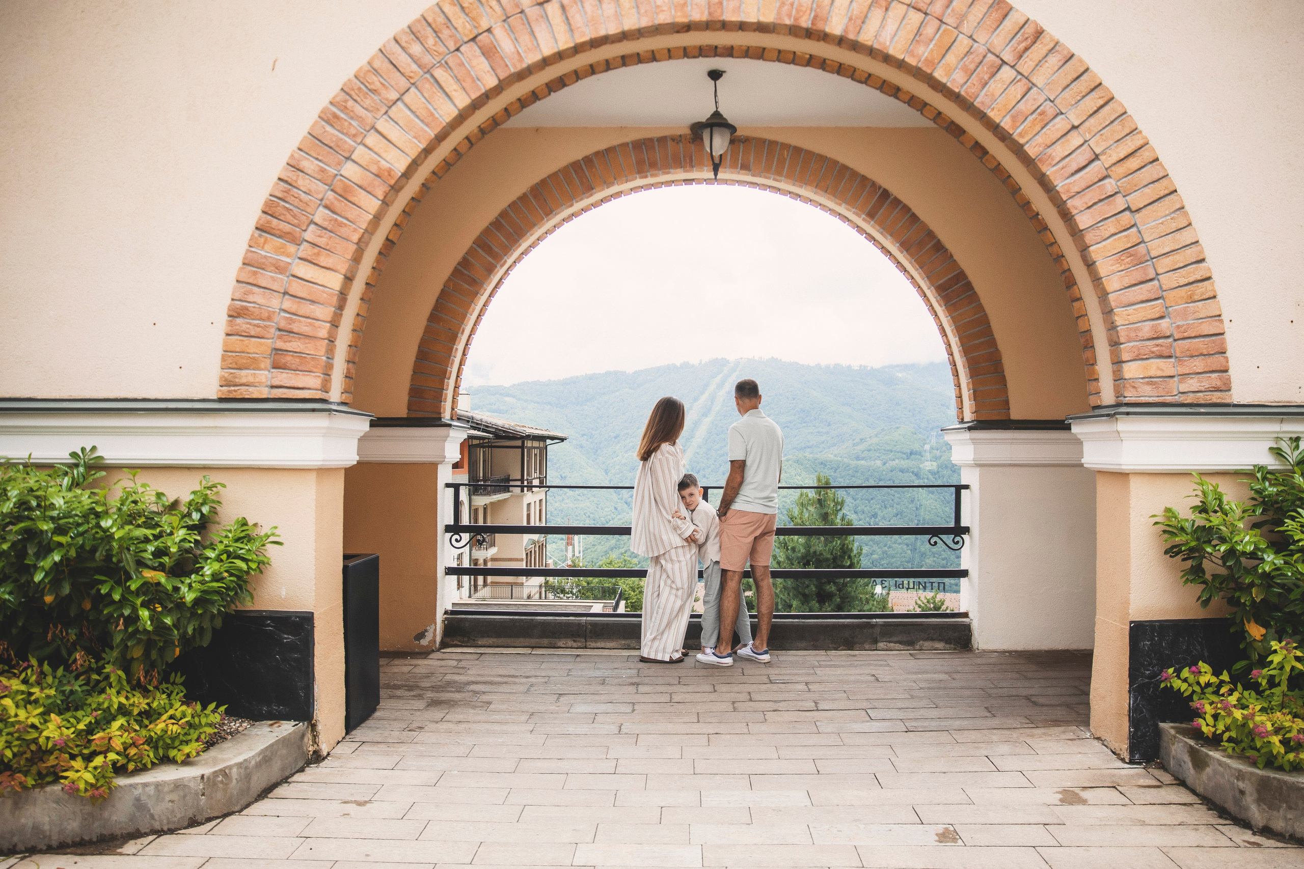 Александра и семья, Красная поляна. Свадебный и семейный фотограф Колоскова Мария (Сочи и весь мир)