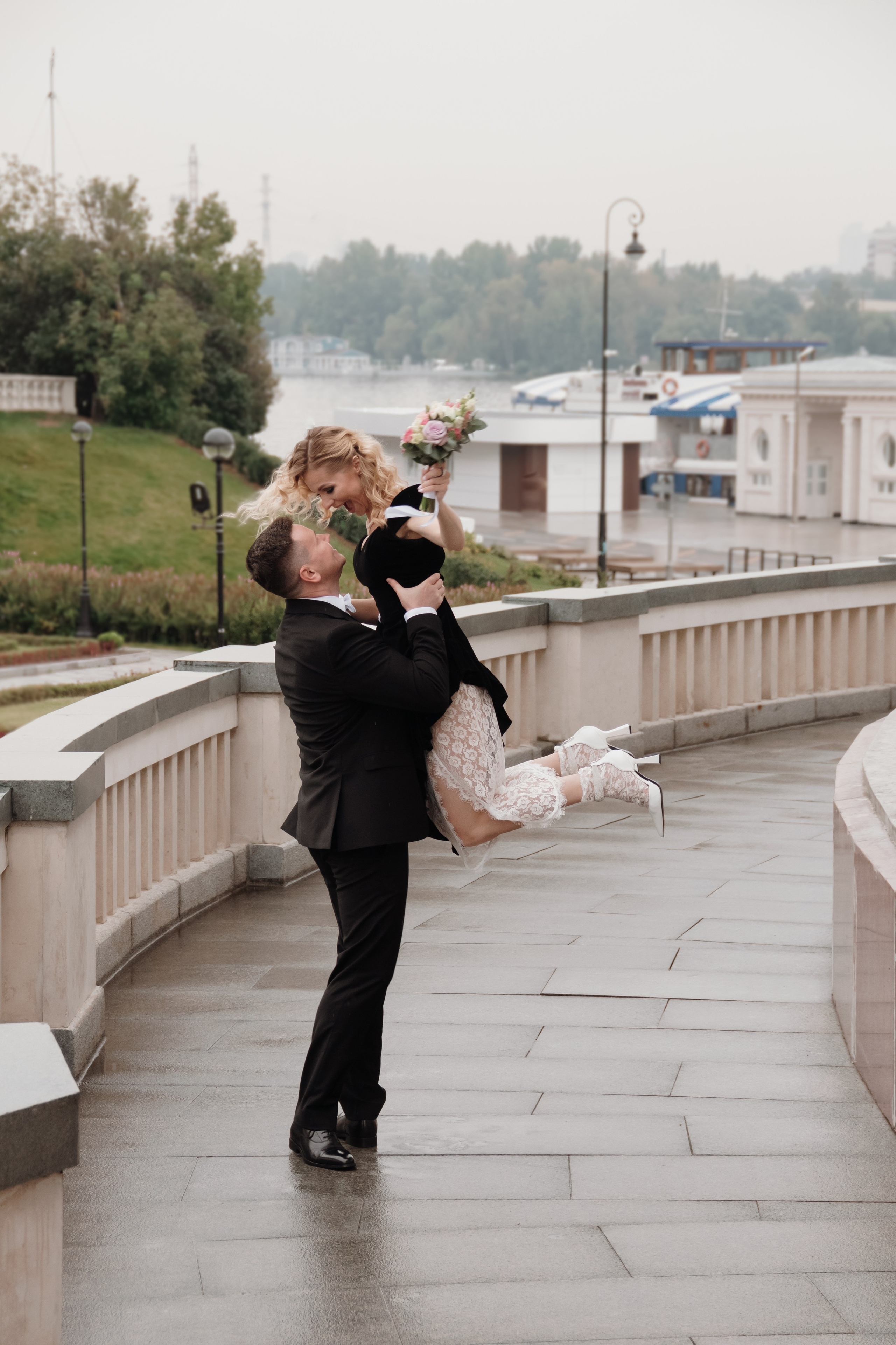 Under umbrella. Наталия Фролова. Фотограф. Москва