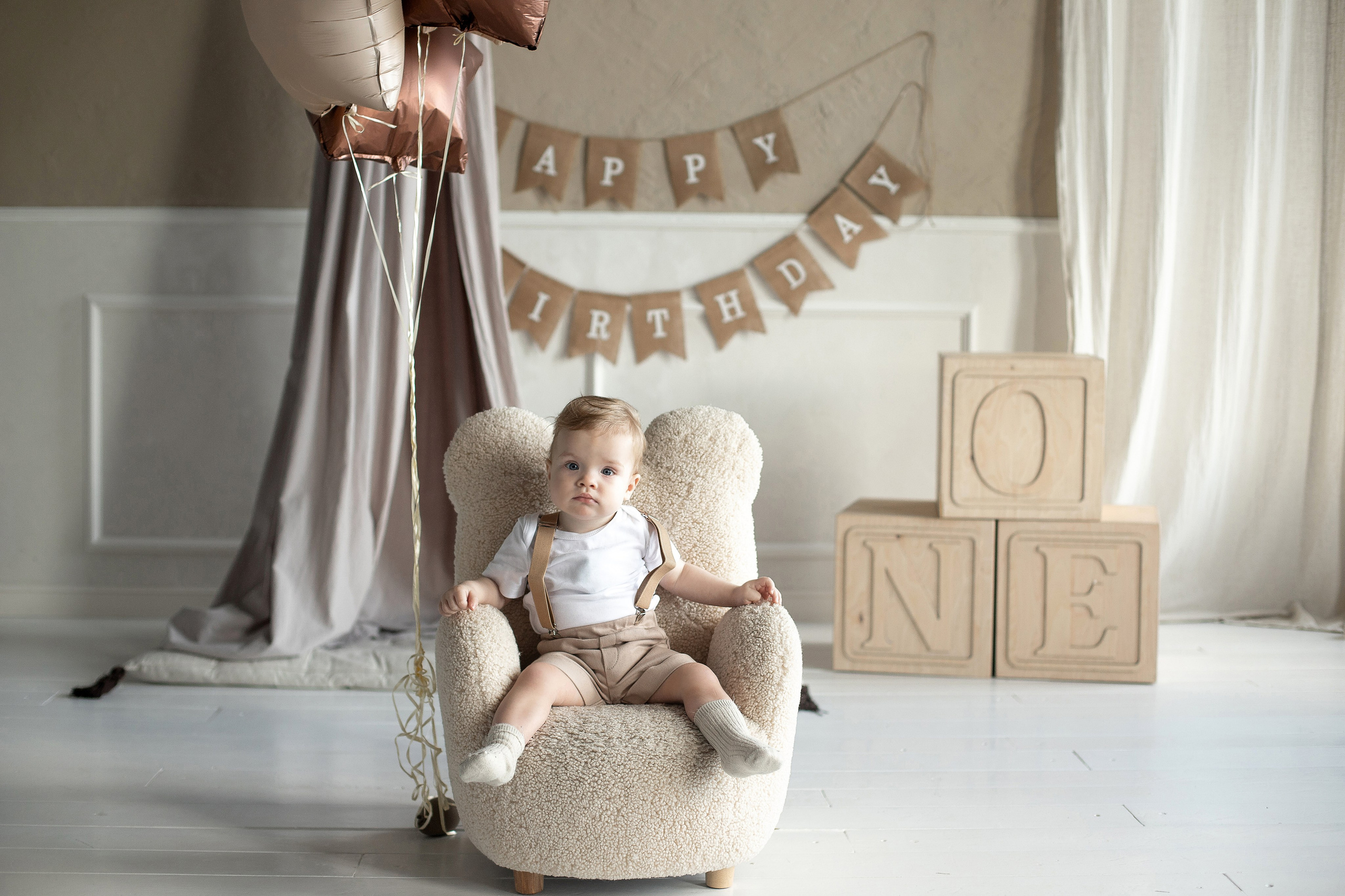 Годик малышу. Семейный и детский фотограф в Красноярске Анна Маюрова