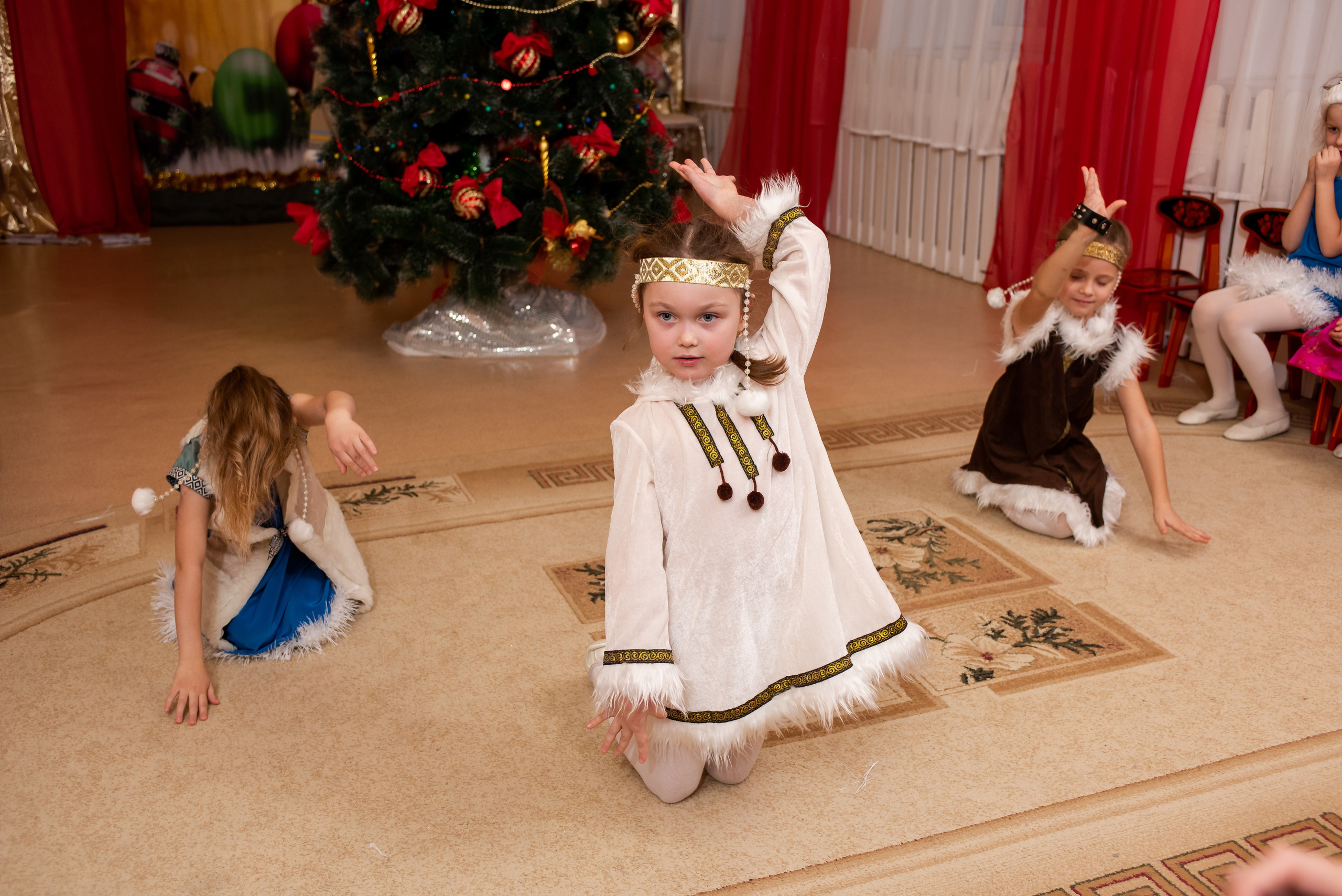 Новогодний утренник в детском саду 276. Выпускные альбомы в Севастополе, Крыму и Екатеринбурге