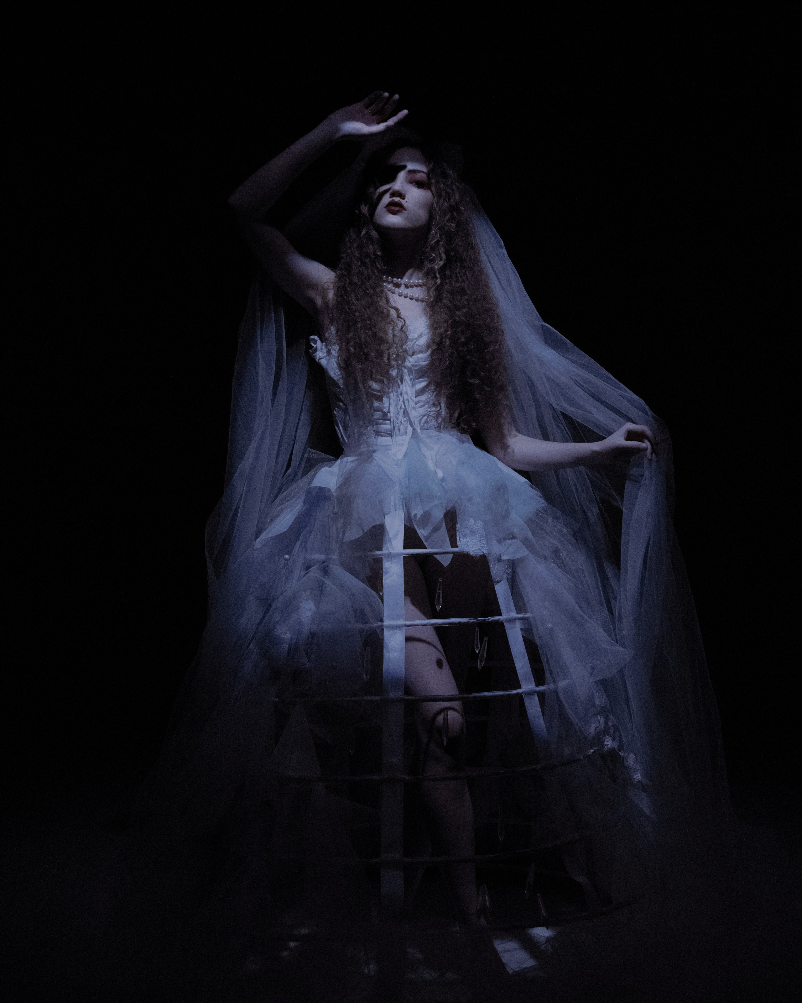 Труп невесты. Фотограф Anita Mivchas