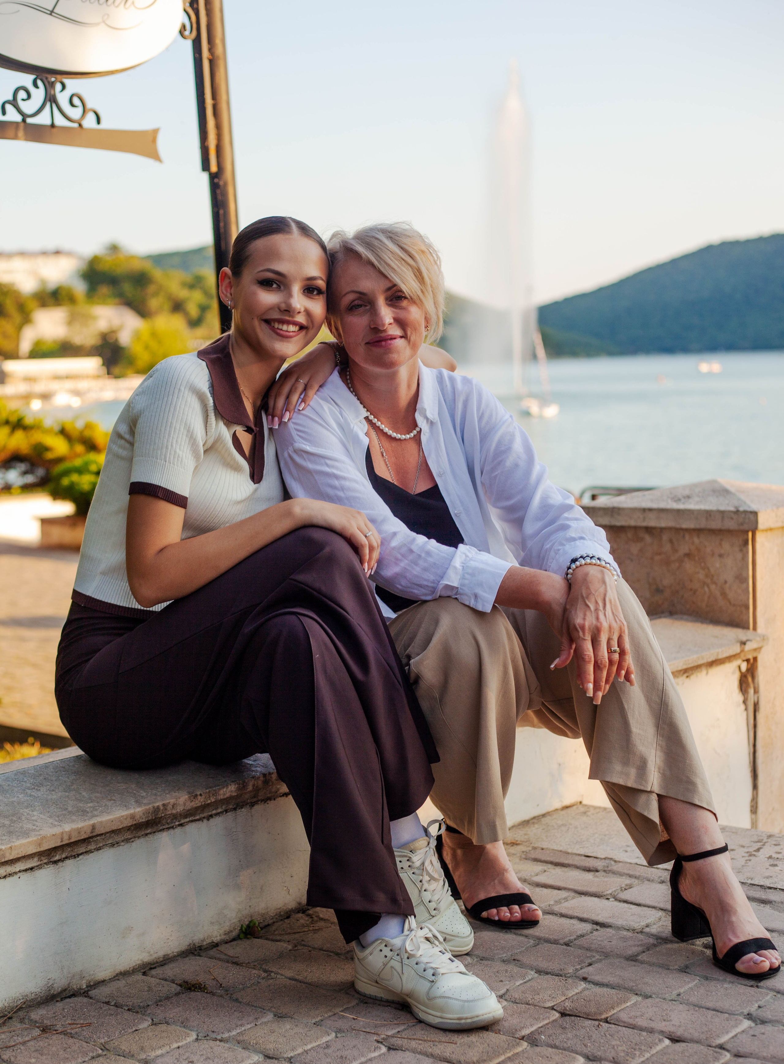 Абрау. Уличный фотограф Города N