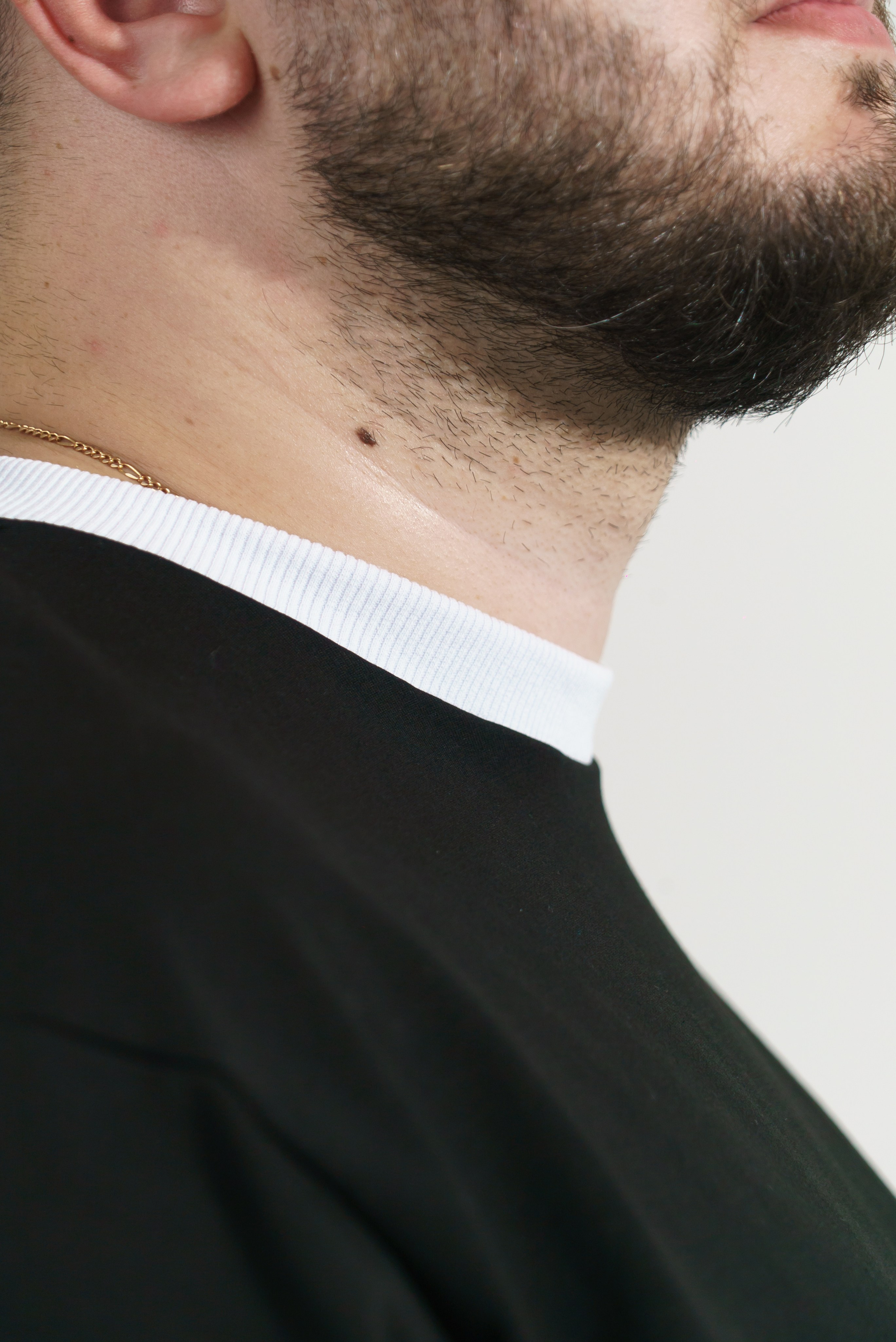 Предметная фотосъемка одежды для Wildberries и Ozon — бренды Краснодара. Фото и видеосъемка одежды для маркетплейсов Ozon, Wildberries. Шедевры для Вас! Фотограф и Видеограф в Краснодаре Пахиев Руслан