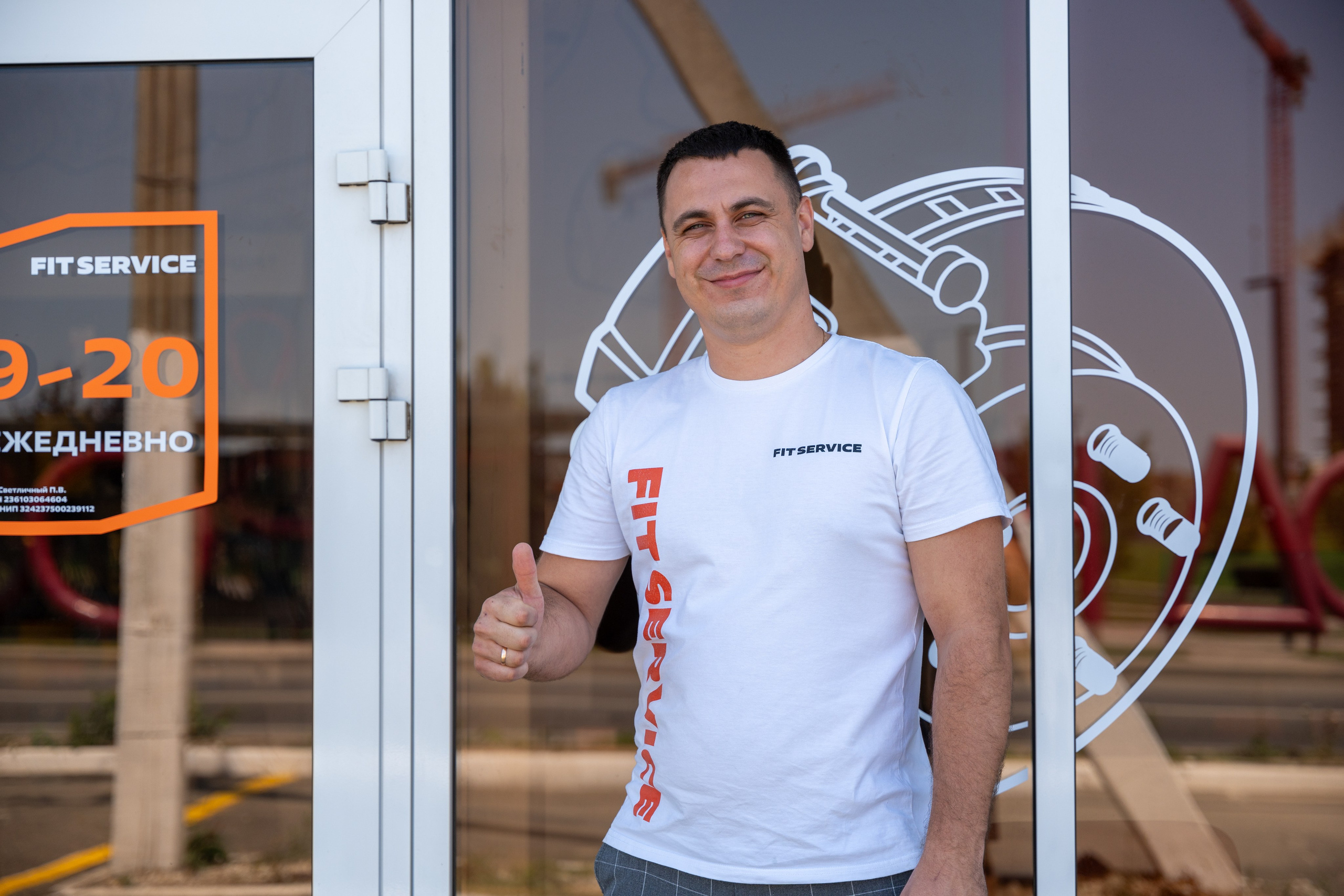 Интерьерная фотосъемка автосервиса Fit Service в Краснодаре — сеть СТО Профессиональная фотосъемка интерьера техцентра в Краснодаре. Шедевры для Вас! Фотограф и Видеограф в Краснодаре Пахиев Руслан