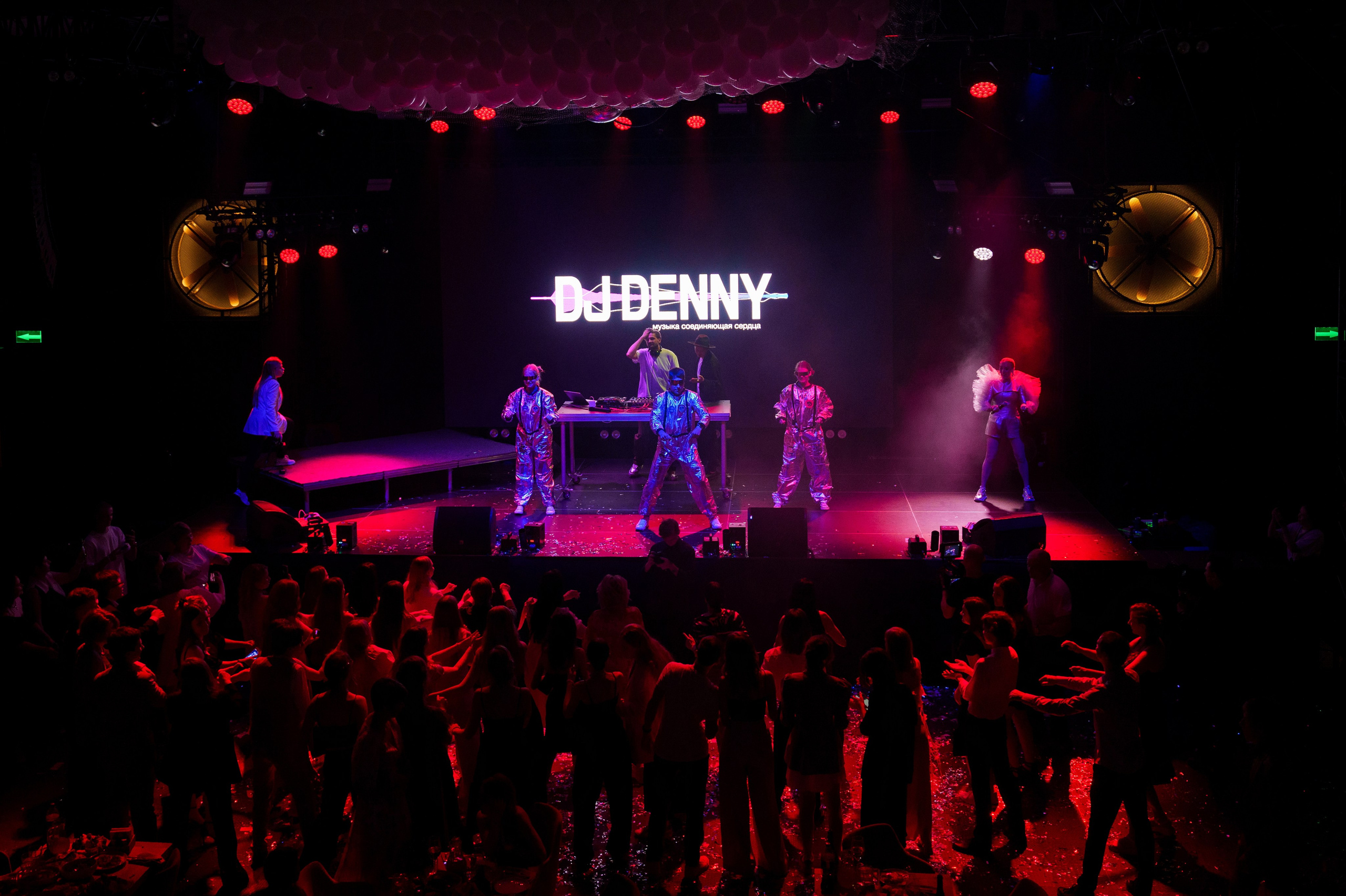 Выпускной Гимназия 7. Свадебный и репортажный фотограф Элина Козырьянова