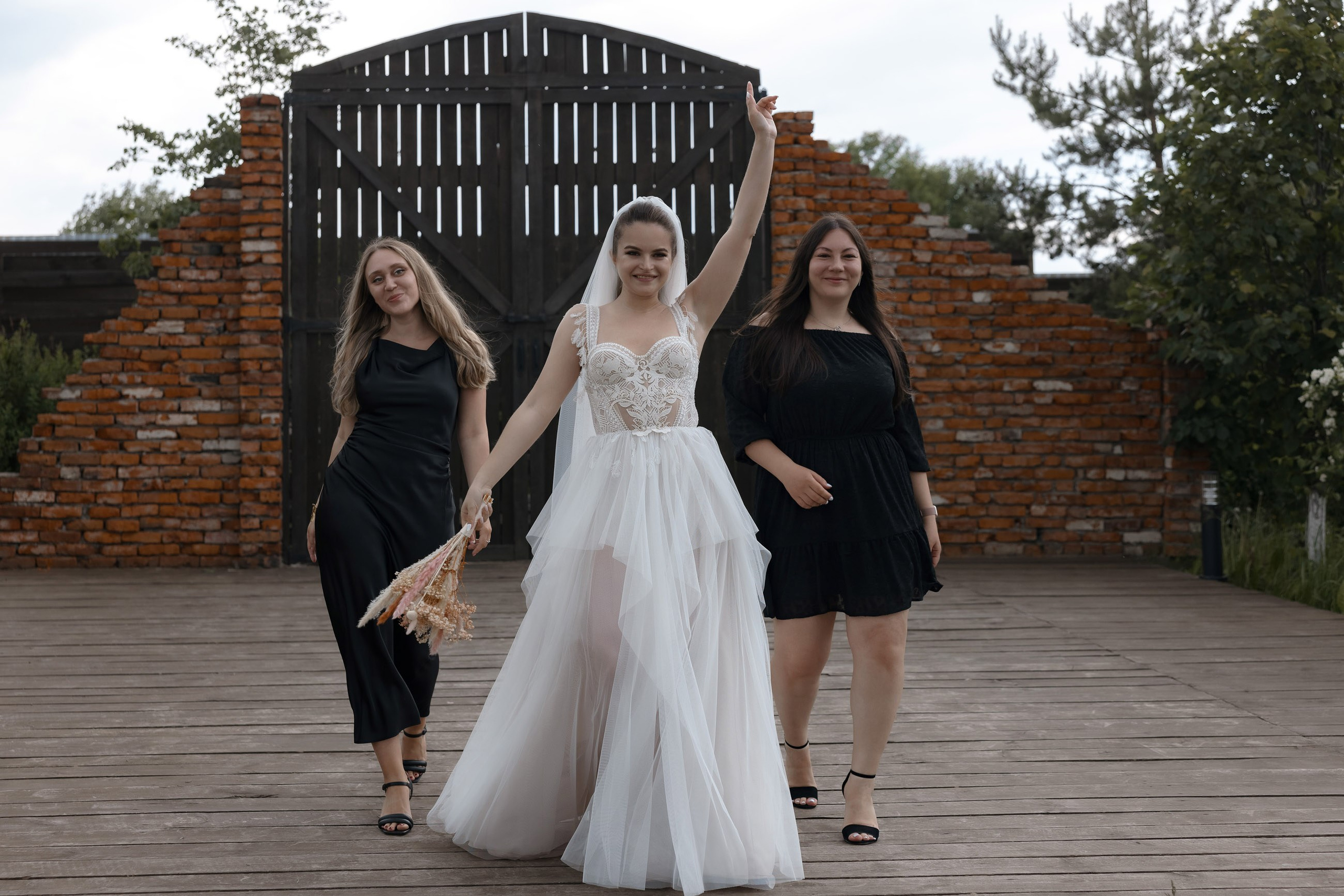 Артем и Вера. Свадебный фотограф и видеограф Юрий и Эля Дубинины