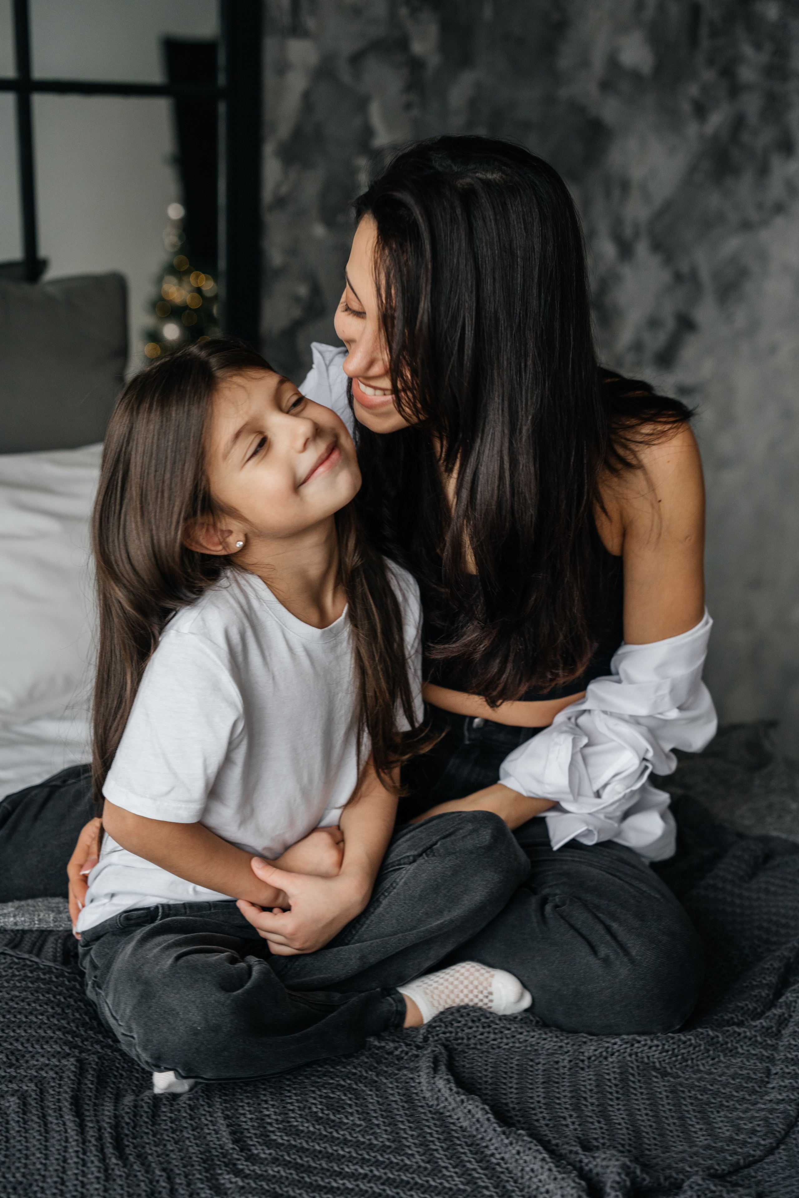 семейная фотосессия мама и дочь