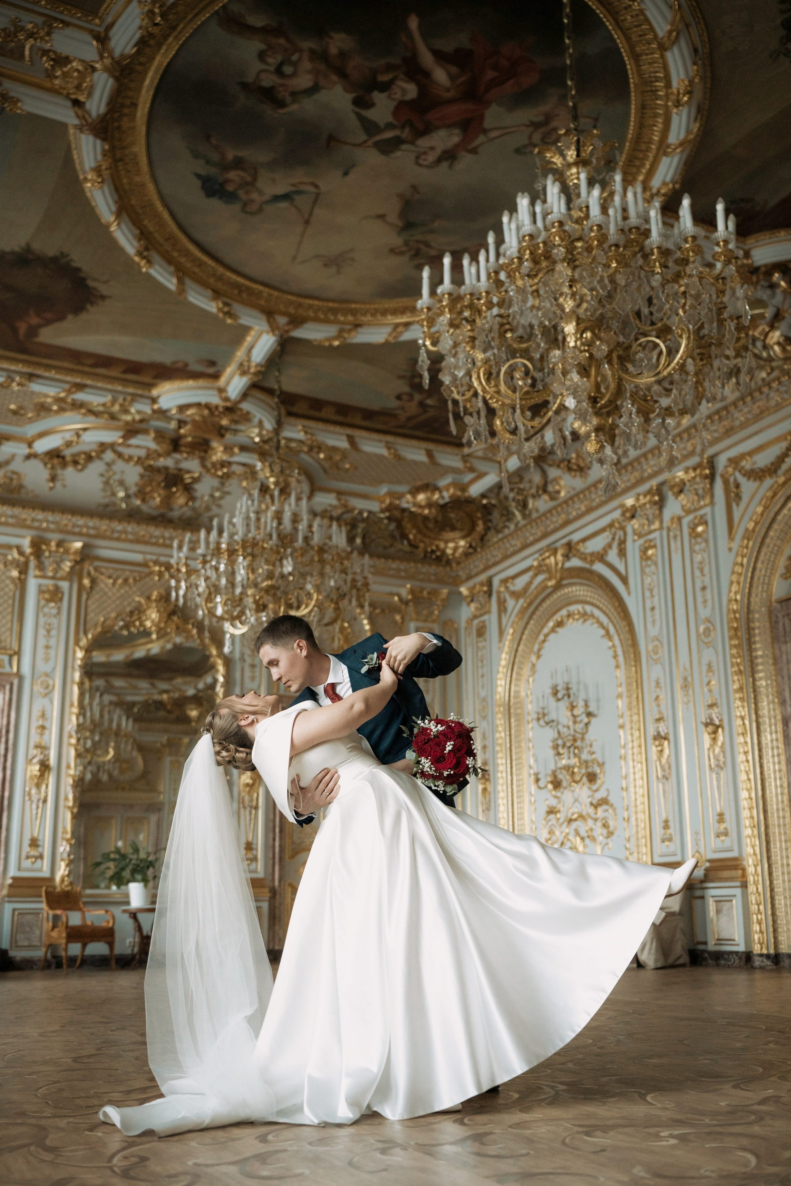 Места для фотосессии зимой в плохую погоду в Санкт-Петербурге. Свадебный фотограф Александр Невский в Санкт-Петербурге