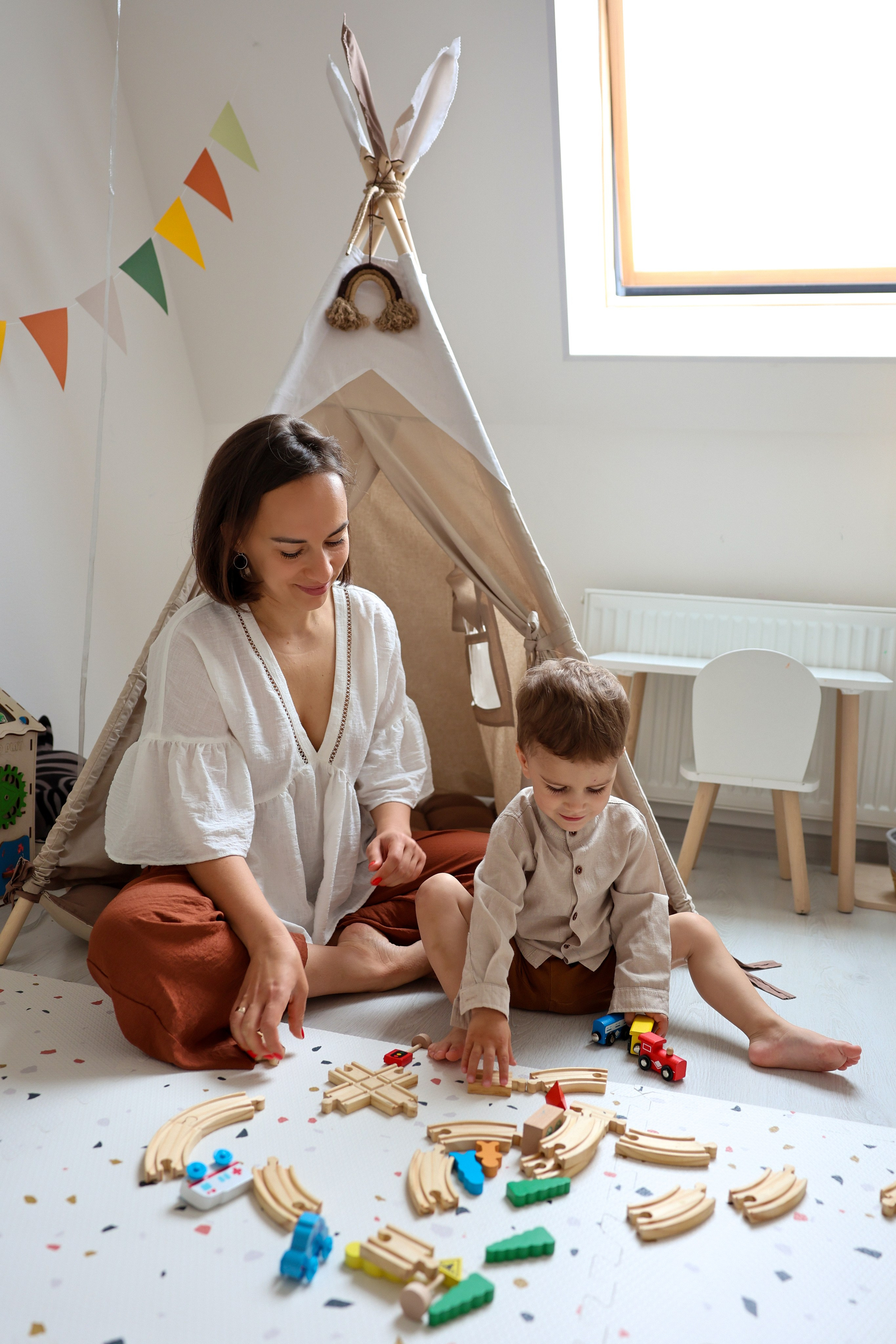 Катя и Платон играют. Ваш семейный newborn и lifestyle фотограф в СПБ Наталья Журавлева