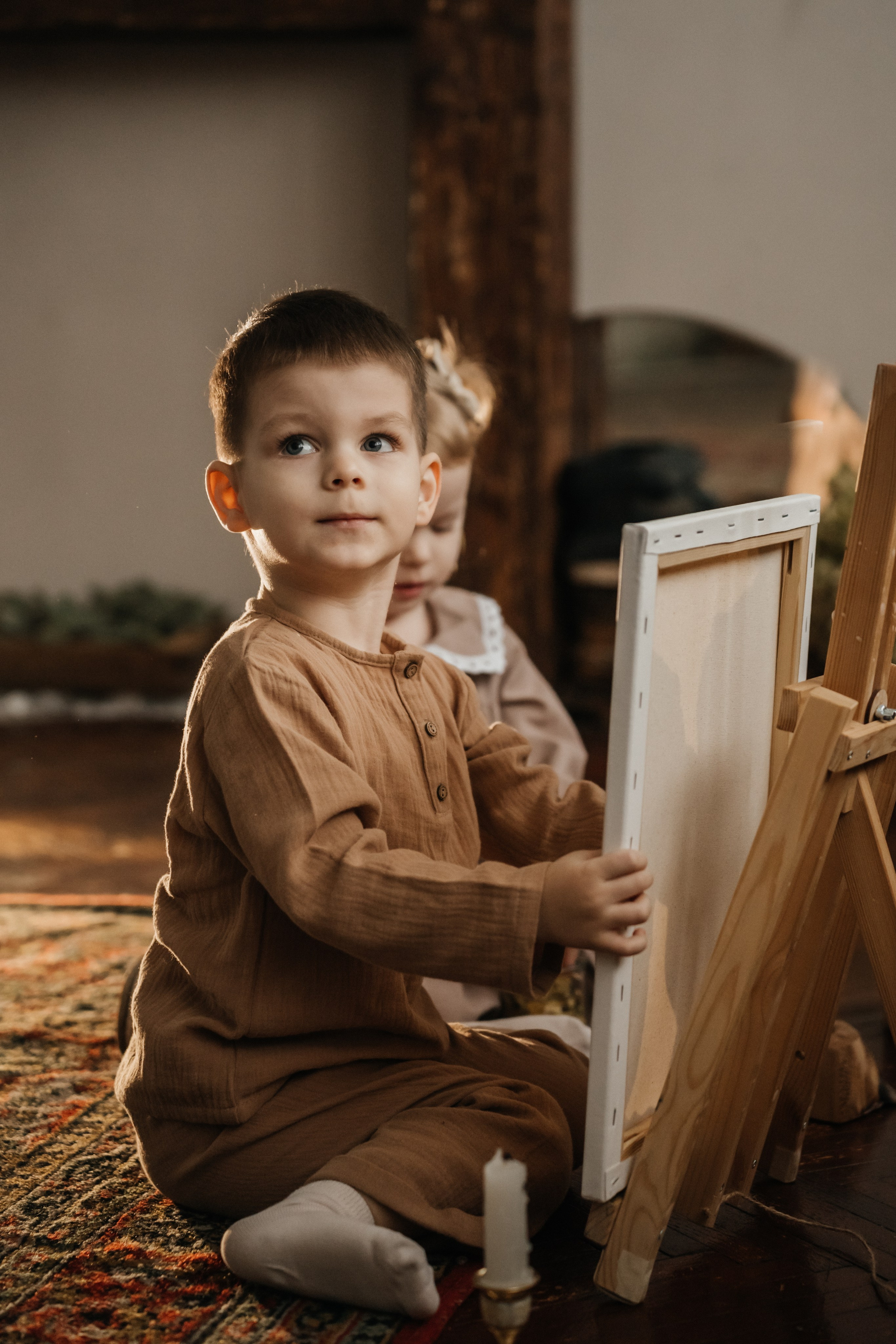 В мастерской. Ваш фотограф Вика Артемова