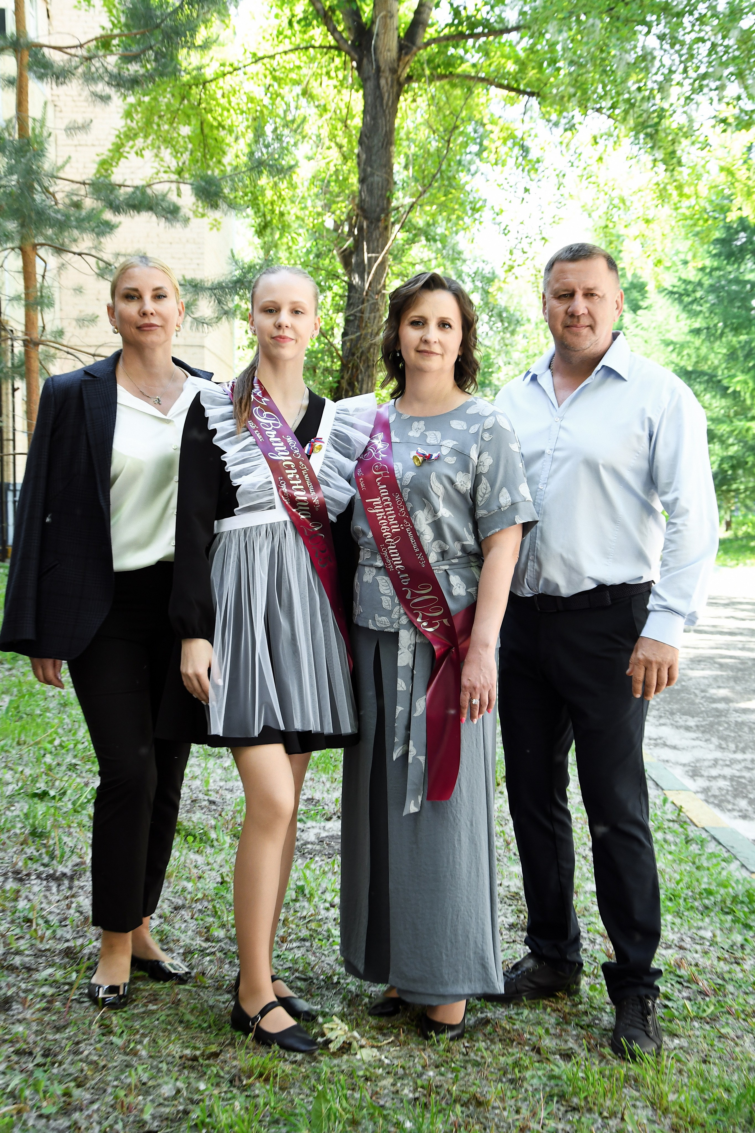Линейка Гимназия Nº3. Фотограф Оренбург I Кристина Подольская