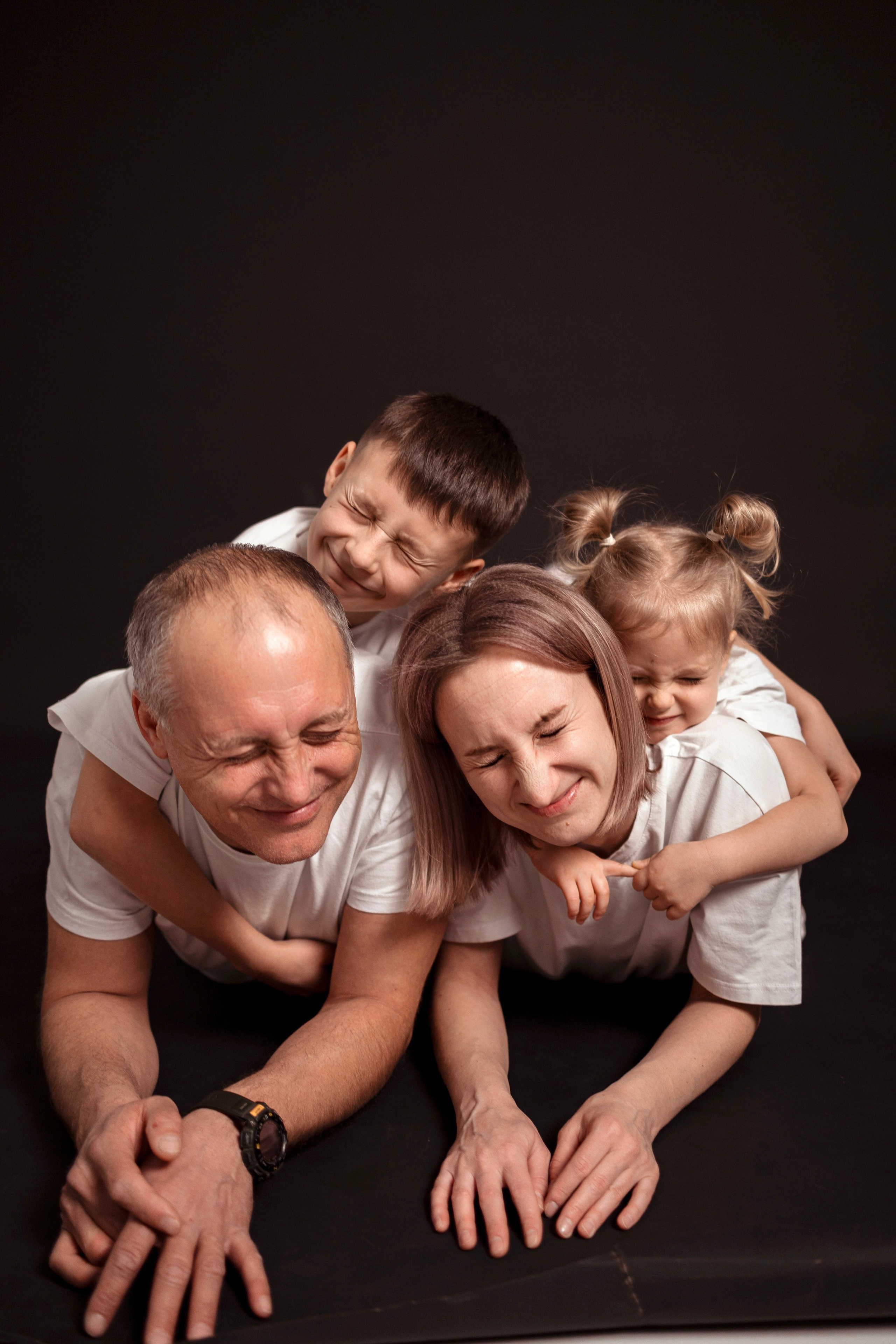 Семейная в студии. Свадебный фотограф в Петропавловске-Камчатском Артур Зябов