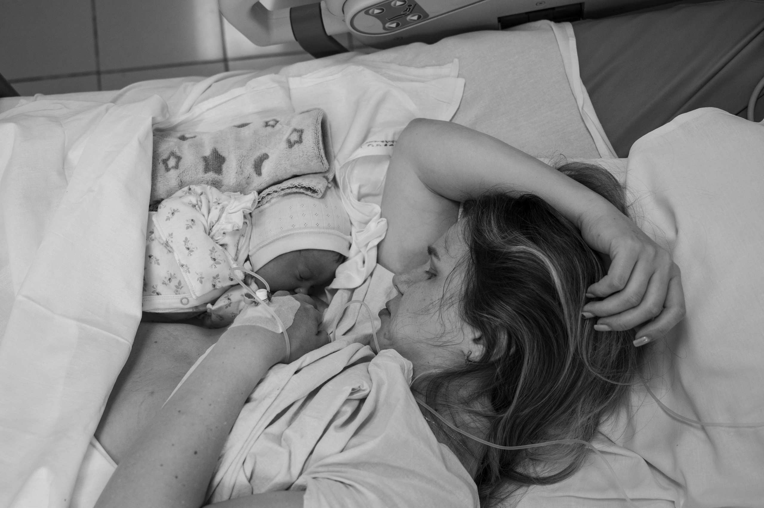 Злата родилась. Роддом № 17. Повидайка М.А. / Прохоренко Н.А. Фотограф на роды СПБ Юлия Герасимова