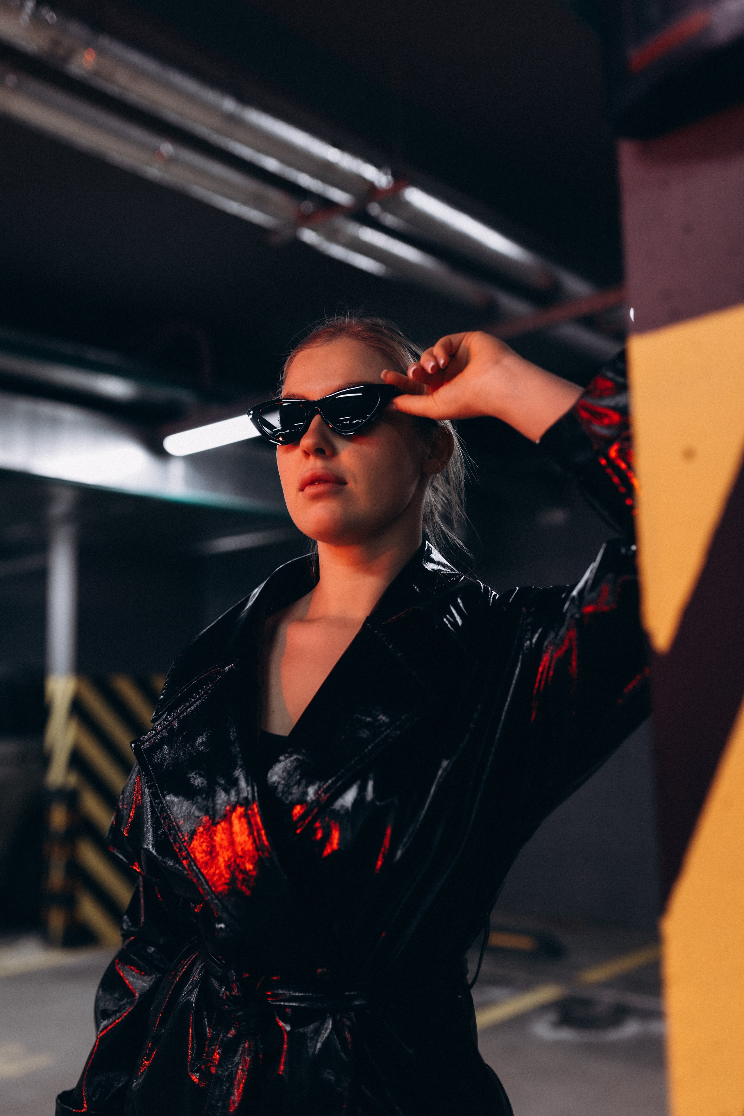 Наташа и парковка. Фотограф Артем Бросов в Санкт-Петербурге и Дубае