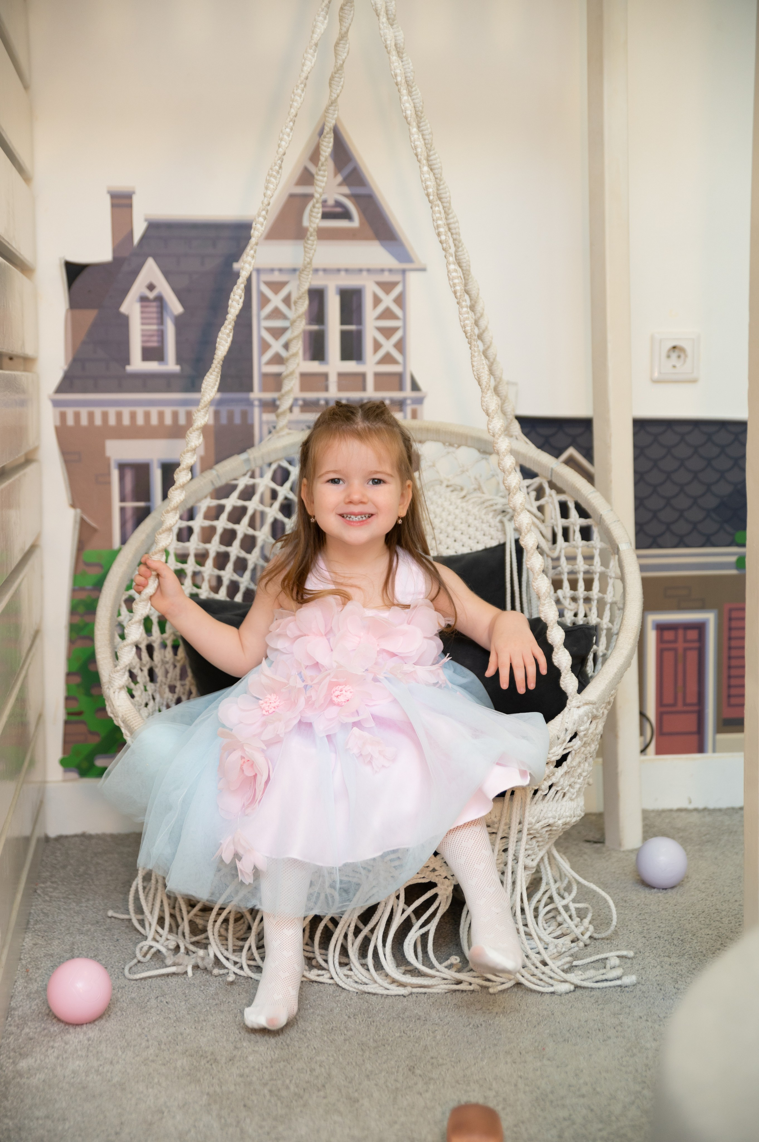 Детские праздники, дни рождения. Я Ольга Казанцева, фотографирую снимаю ваши киноистории и печатаю фото и цифровые портреты на холсте