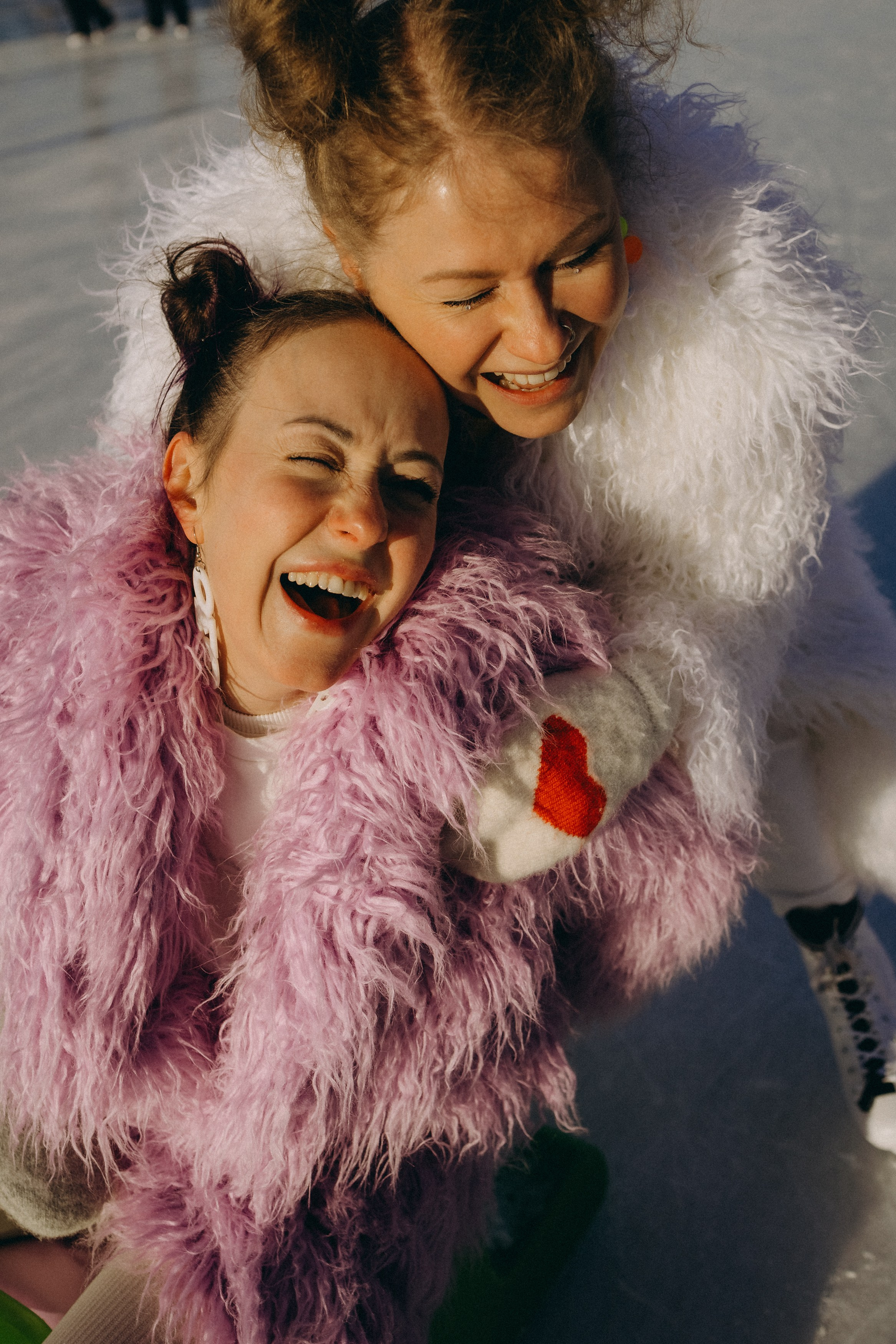 Катя, Арина. Главная