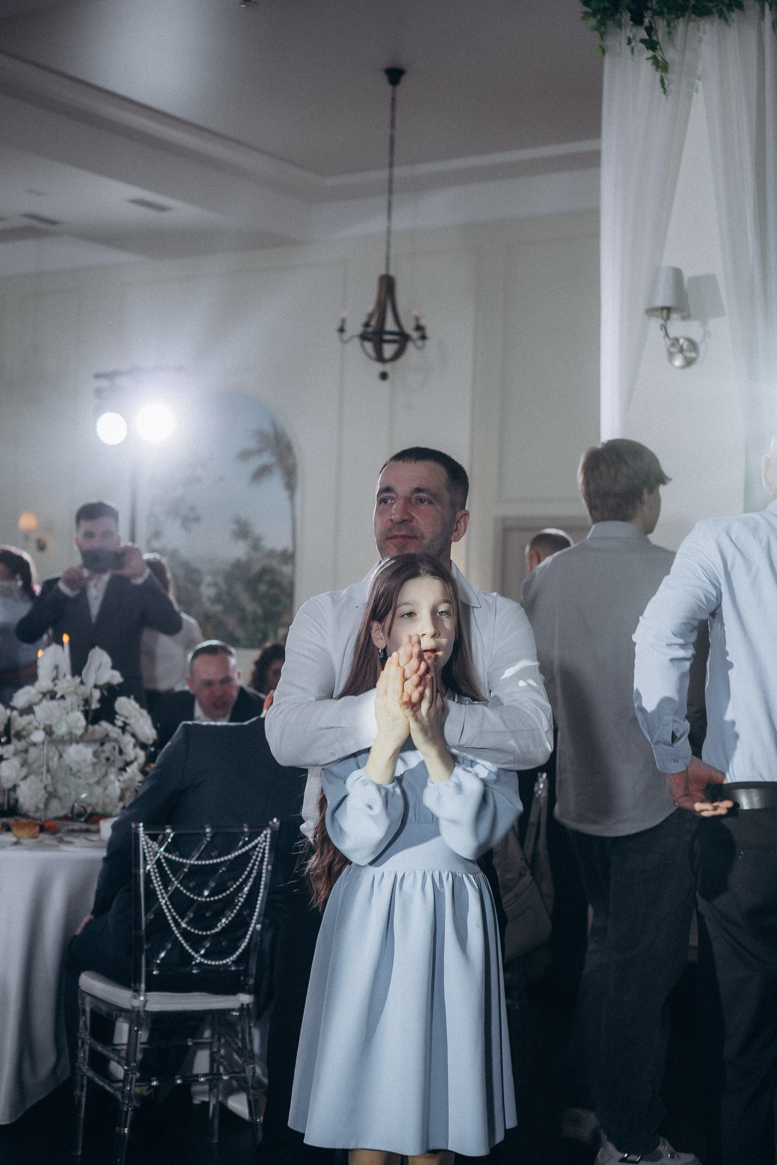 СВАДЕБНАЯ СЬЕМКА СБОРОВ В ОТЕЛЕ И ВЫЕЗД НА ЦЕРЕМОНИЮ (СНЯТО В СИБИРЕ В НИЖНЕВАРТОВСКЕ). Профессиональный фотограф, Санкт-Петербург — Виктория Богомолова