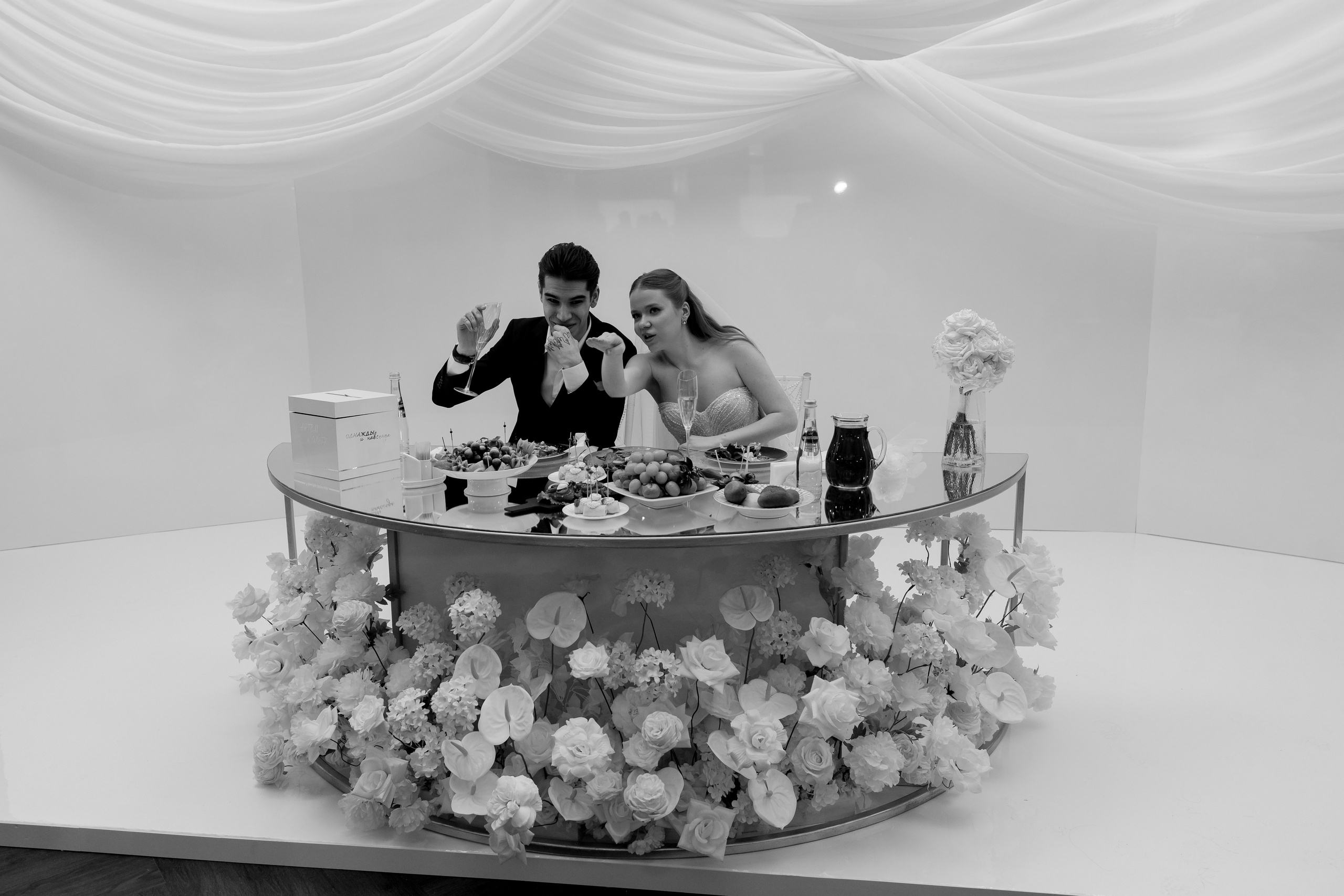 СВАДЕБНАЯ СЬЕМКА СБОРОВ В ОТЕЛЕ И ВЫЕЗД НА ЦЕРЕМОНИЮ (СНЯТО В СИБИРЕ В НИЖНЕВАРТОВСКЕ). Профессиональный фотограф, Санкт-Петербург — Виктория Богомолова